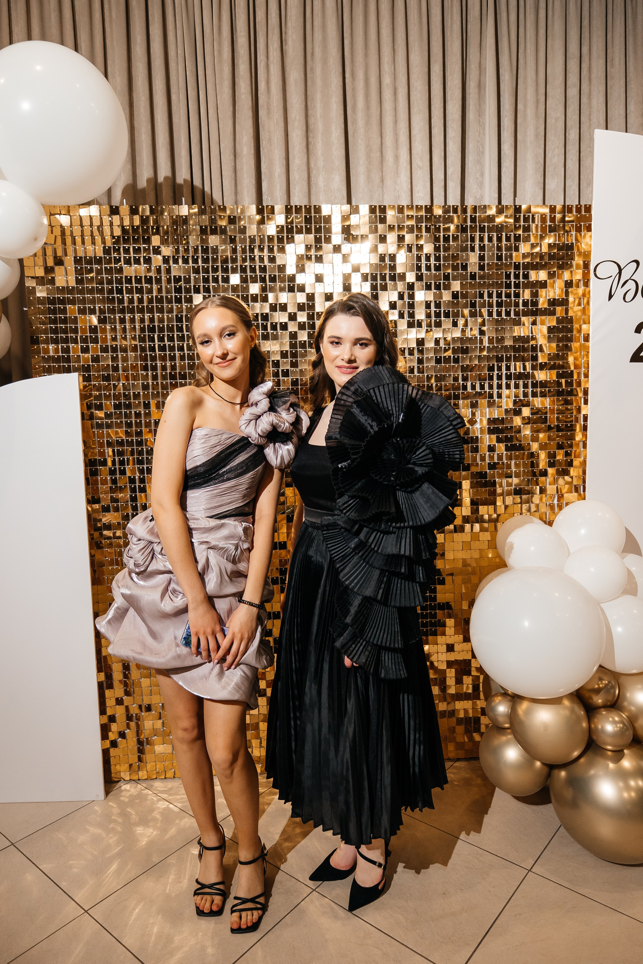 2023-06-23 Выпускной МБОУ СОШ № 10. Фотограф в Красноярске