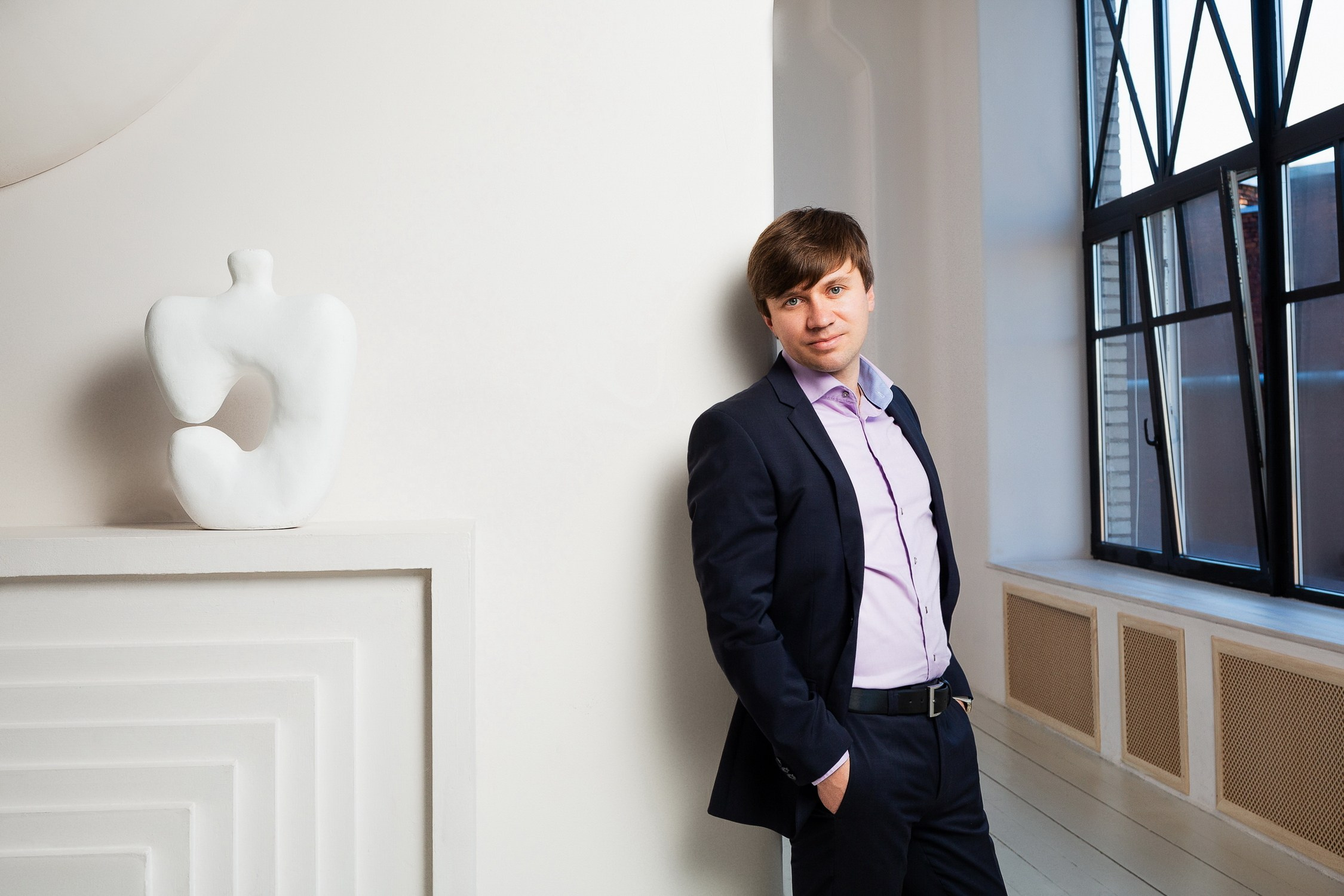 Портретная фотосъёмка для риелтора Сергея Крутикова. Профессиональный фотограф в Санкт-Петербурге. Сергей Пушкин