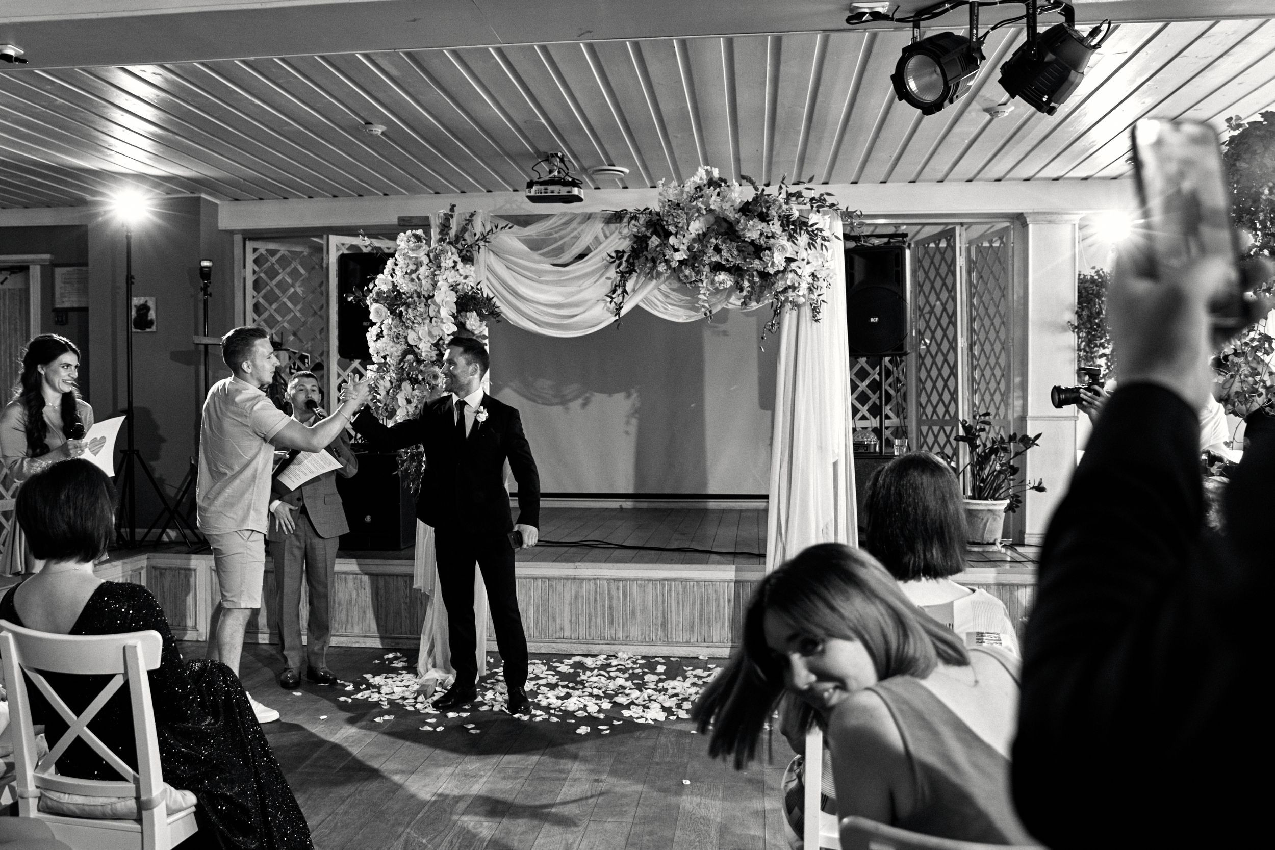 Выездная регистрация в Kalipso. Свадебный фотограф СПБ Михаил Песиков