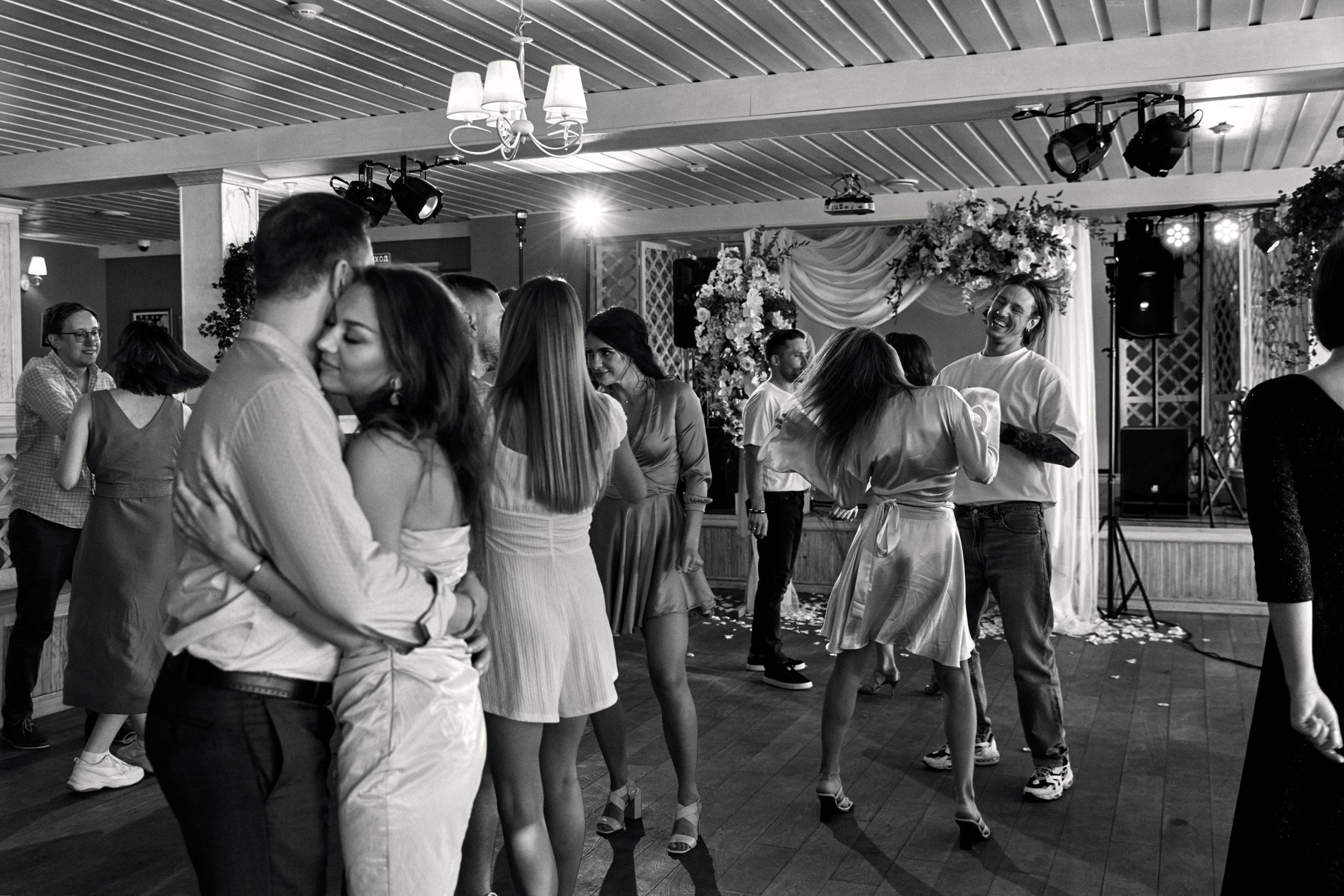 Выездная регистрация в Kalipso. Свадебный фотограф СПБ Михаил Песиков