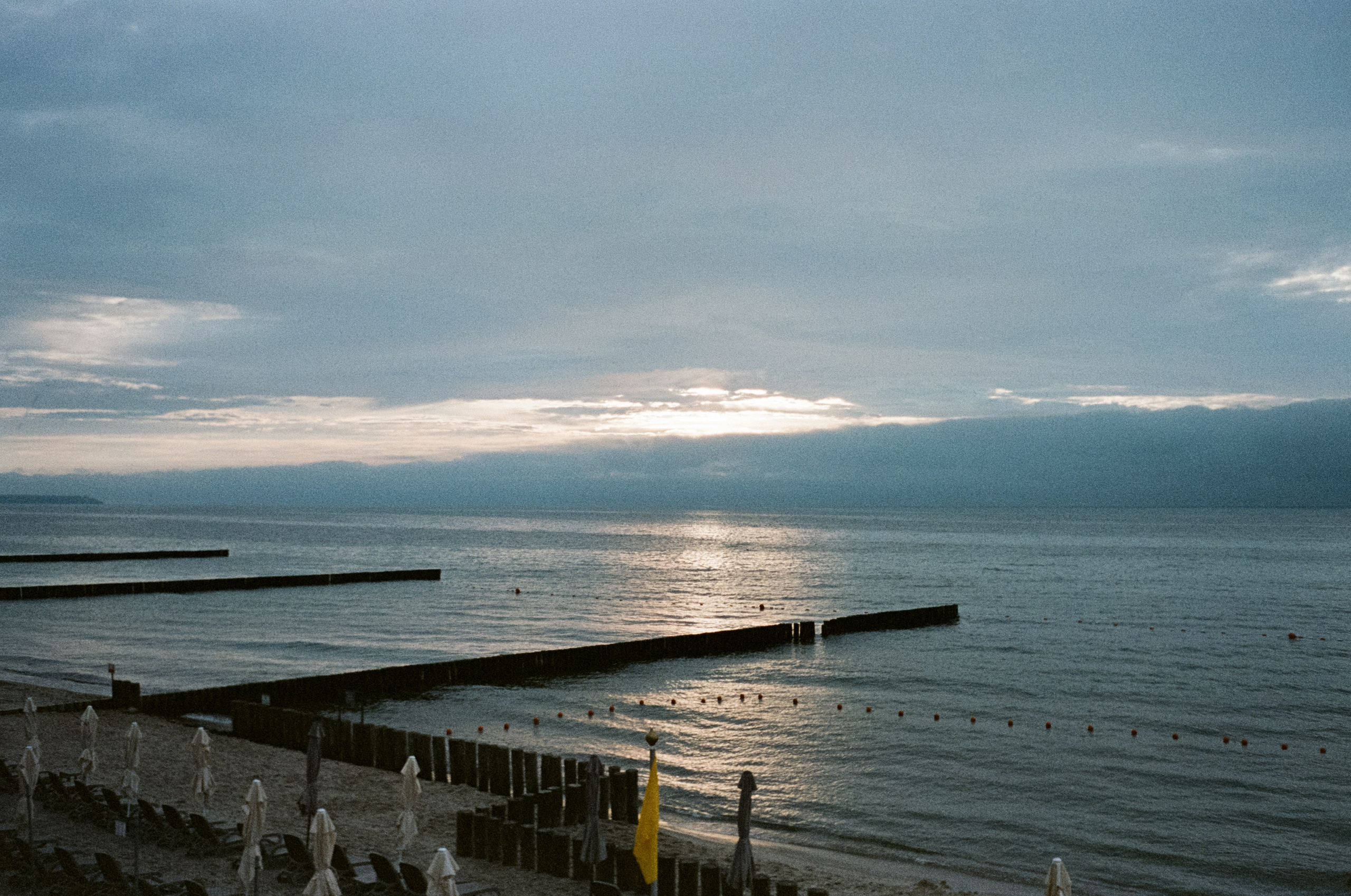 11 июля Светлогорск улочки / Minox 35 GT (2) / Kodak Portra 400 VC @ISO 100