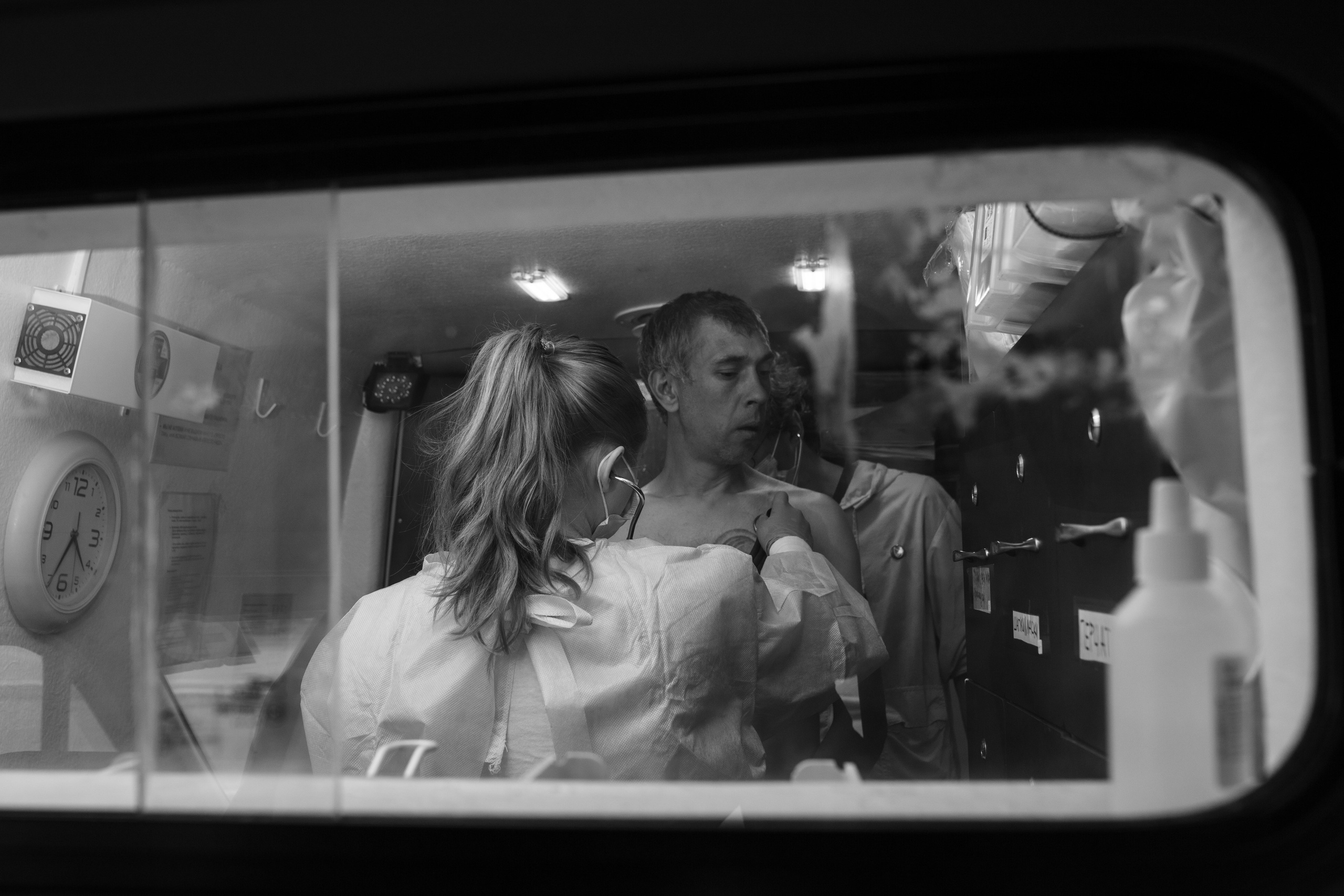 Eugene Shalnov charity documentary photograher 