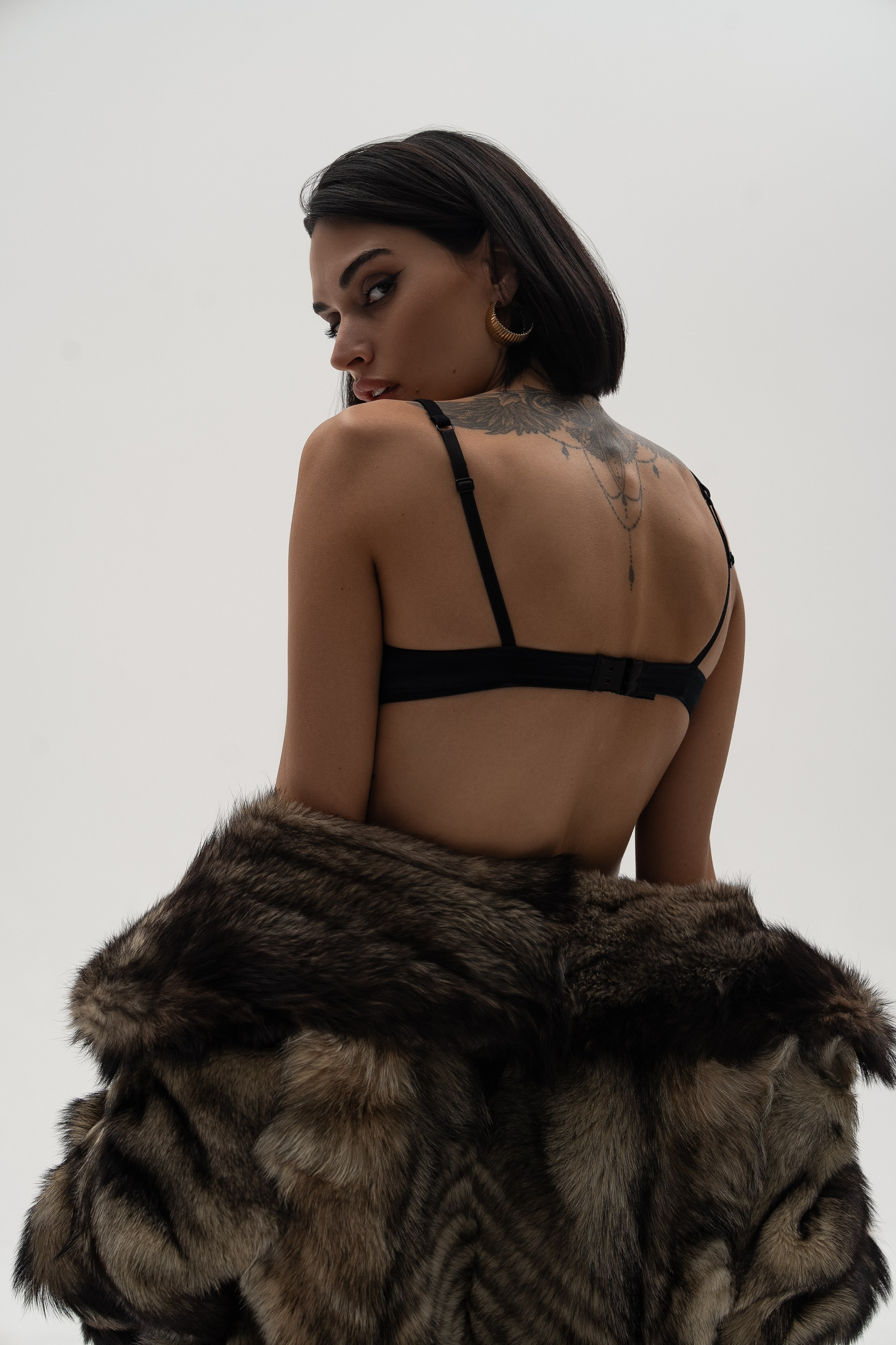 В СТУДИИ. Коммерческий фотограф в Москве Андрей Шапар