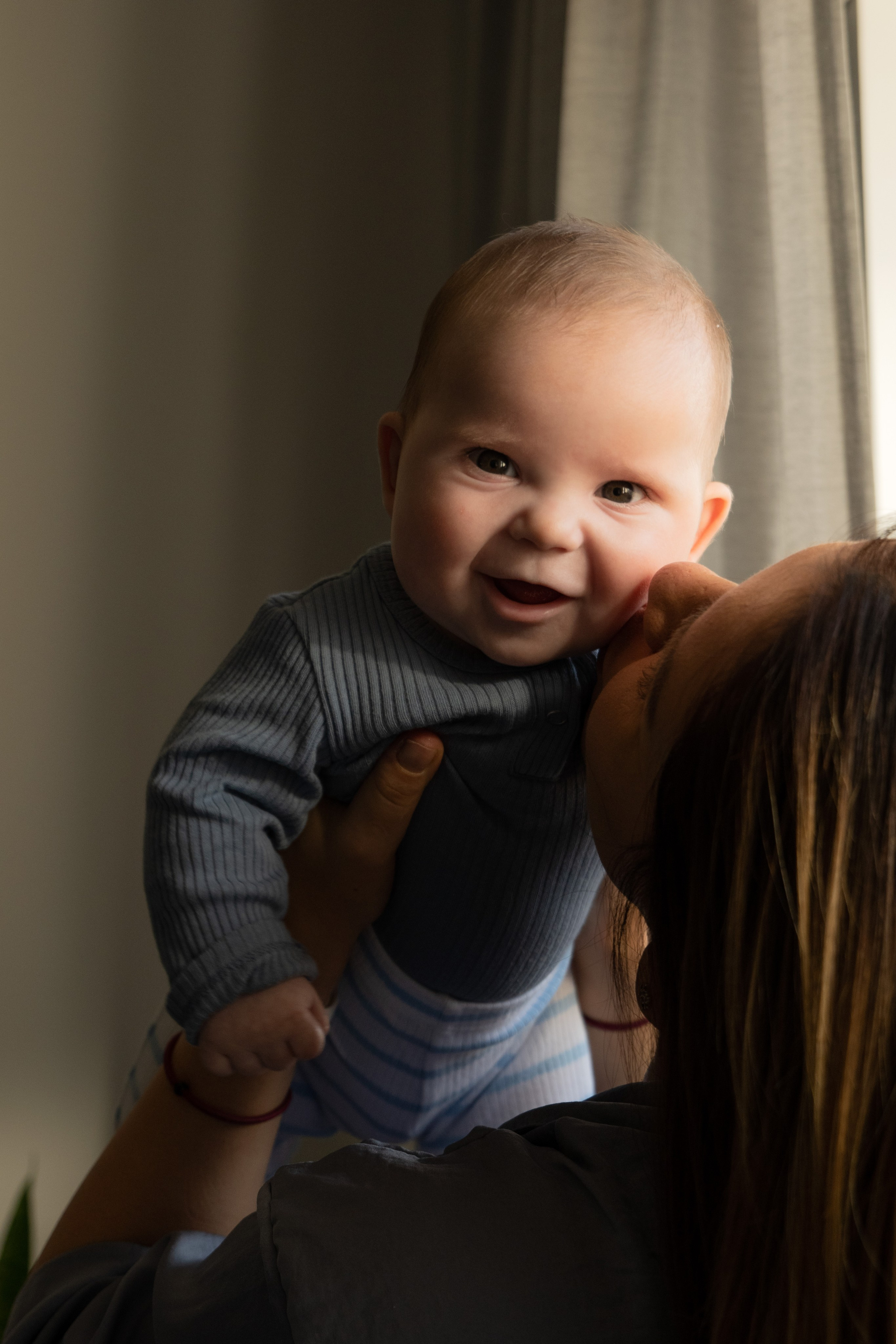 Материнские будни. Фотограф видеограф Ольга Василевская