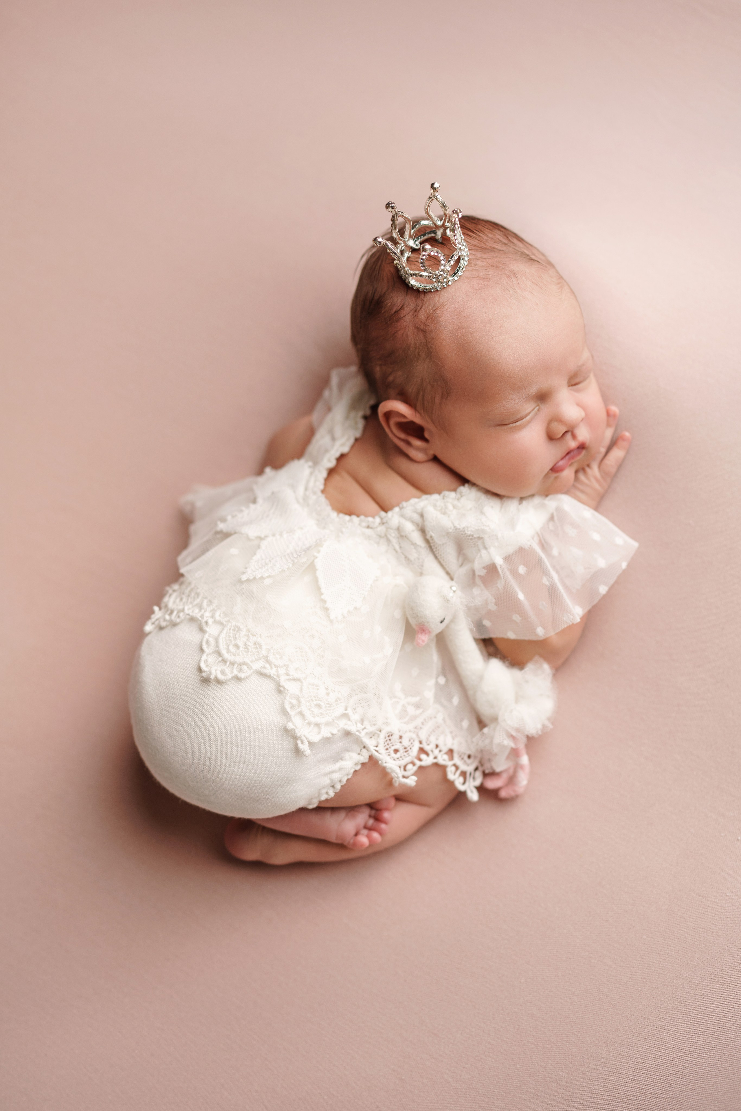 Фотосессия новорожденных | Галерея трогательных кадров малышей в стиле newborn. Фотосессия новорожденных в Москве и Московской области | Профессиональный фотограф newborn — Татьяна Иванова