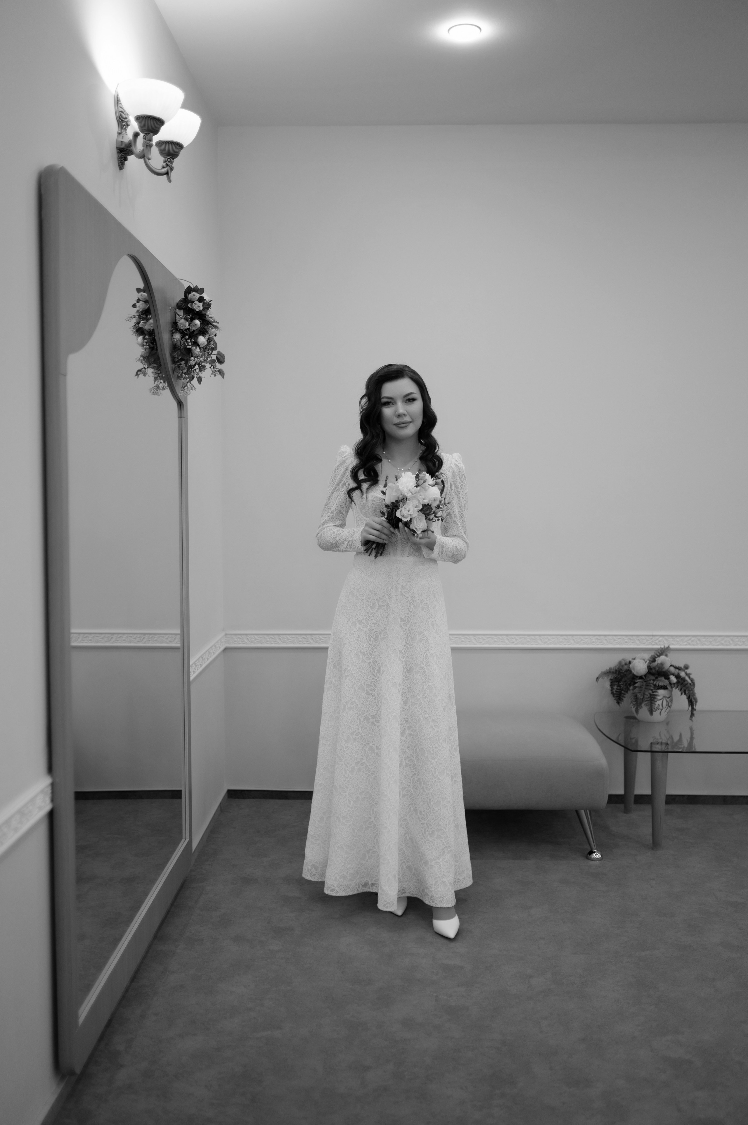 «И вот теперь остаются эти три: вера, надежда, любовь. Но величайшая из них — любовь». Твой личный проводник к красивым фотографиям в Старом Осколе