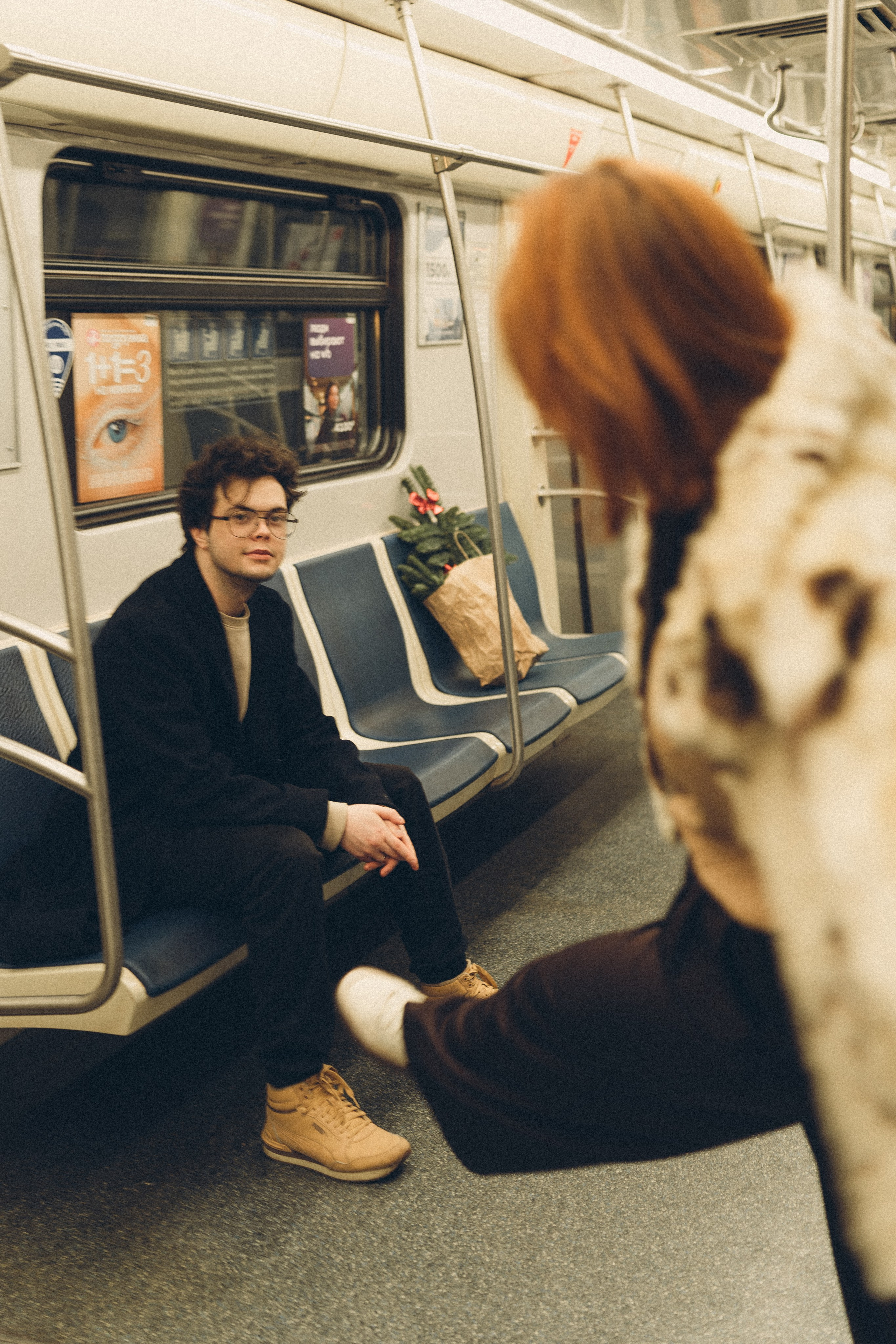 НОВОГОДНЯЯ ФОТОСЕСИИЯ ПАРЫ В МЕТРО ЛЮБОВЬ. Профессиональный фотограф, Санкт-Петербург — Виктория Богомолова