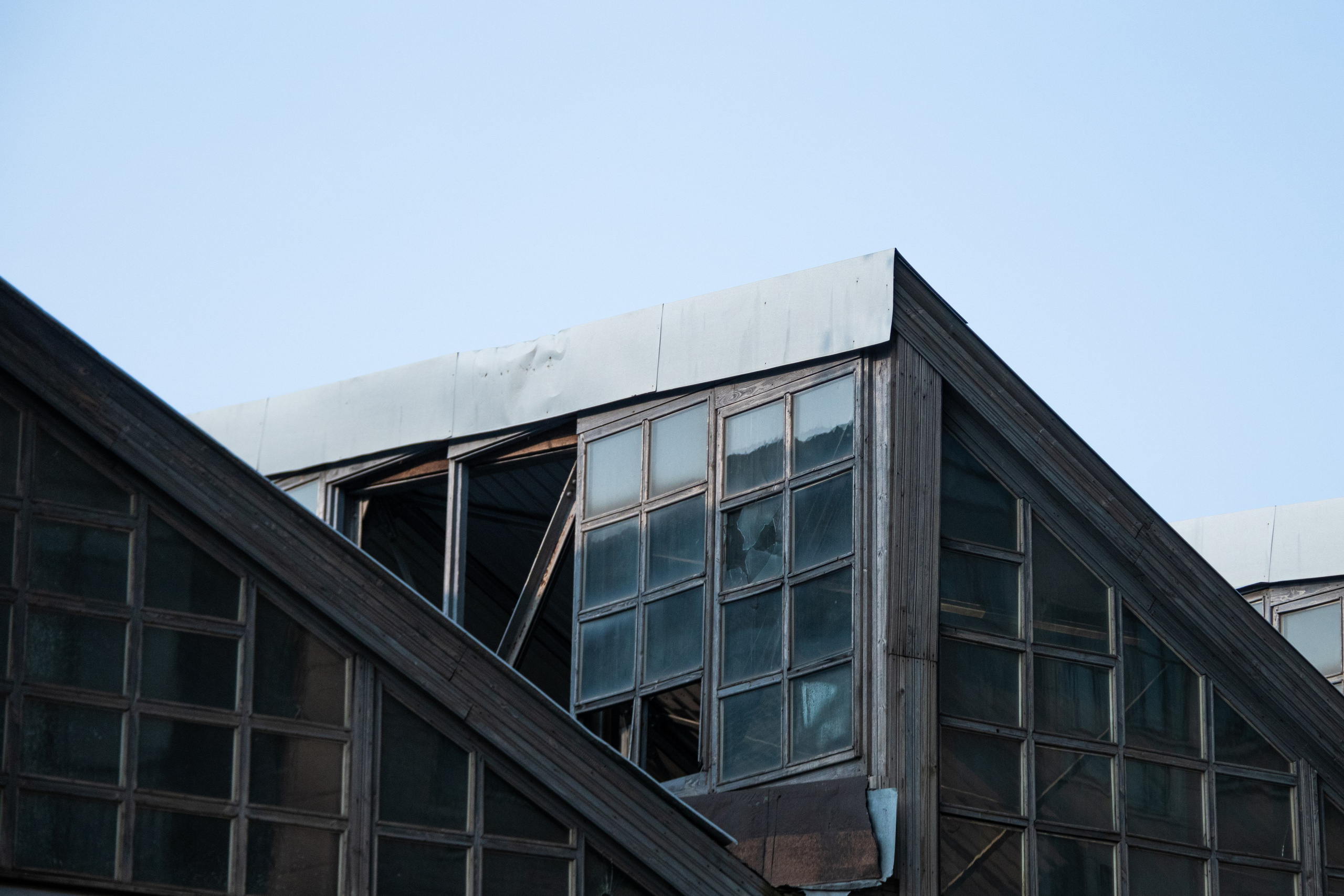 SNYT. An Alternative View of St. Petersburg’s Architecture. 2025. Janie valde |photographer & visual artist