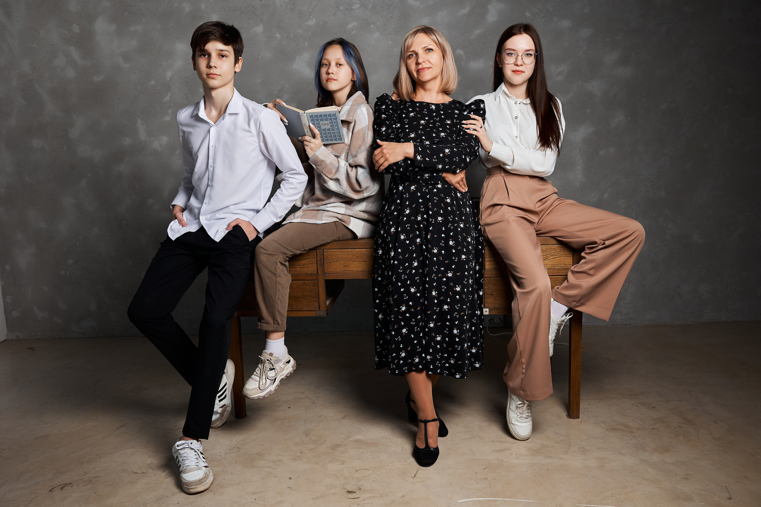 9 — 11 классы. Выпускные альбомы в Рыбинске и Ярославле