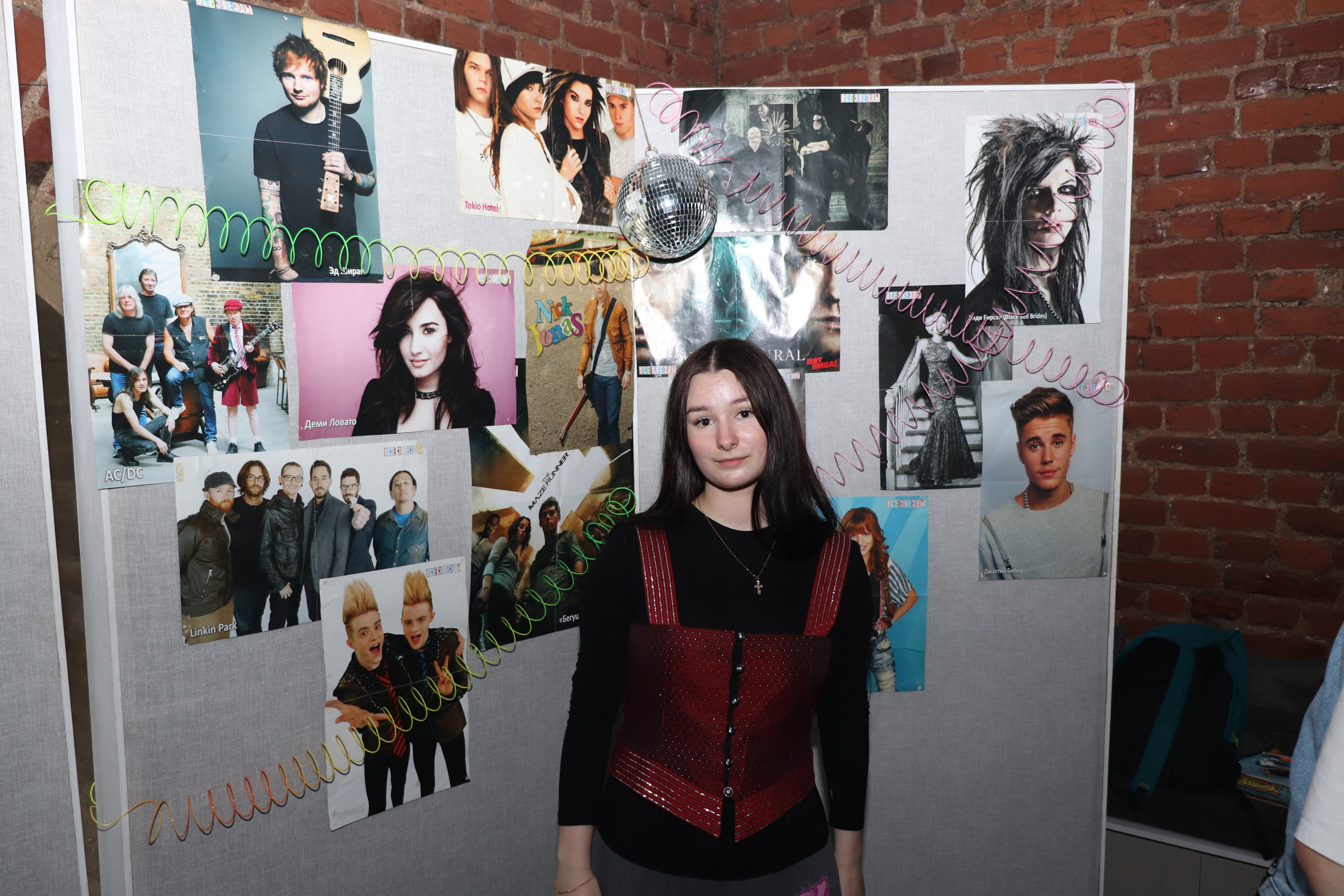 Дискотека 90х молодёжного «клуба 52». Ивентный фотограф в Санкт-Петербурге Олег Комков