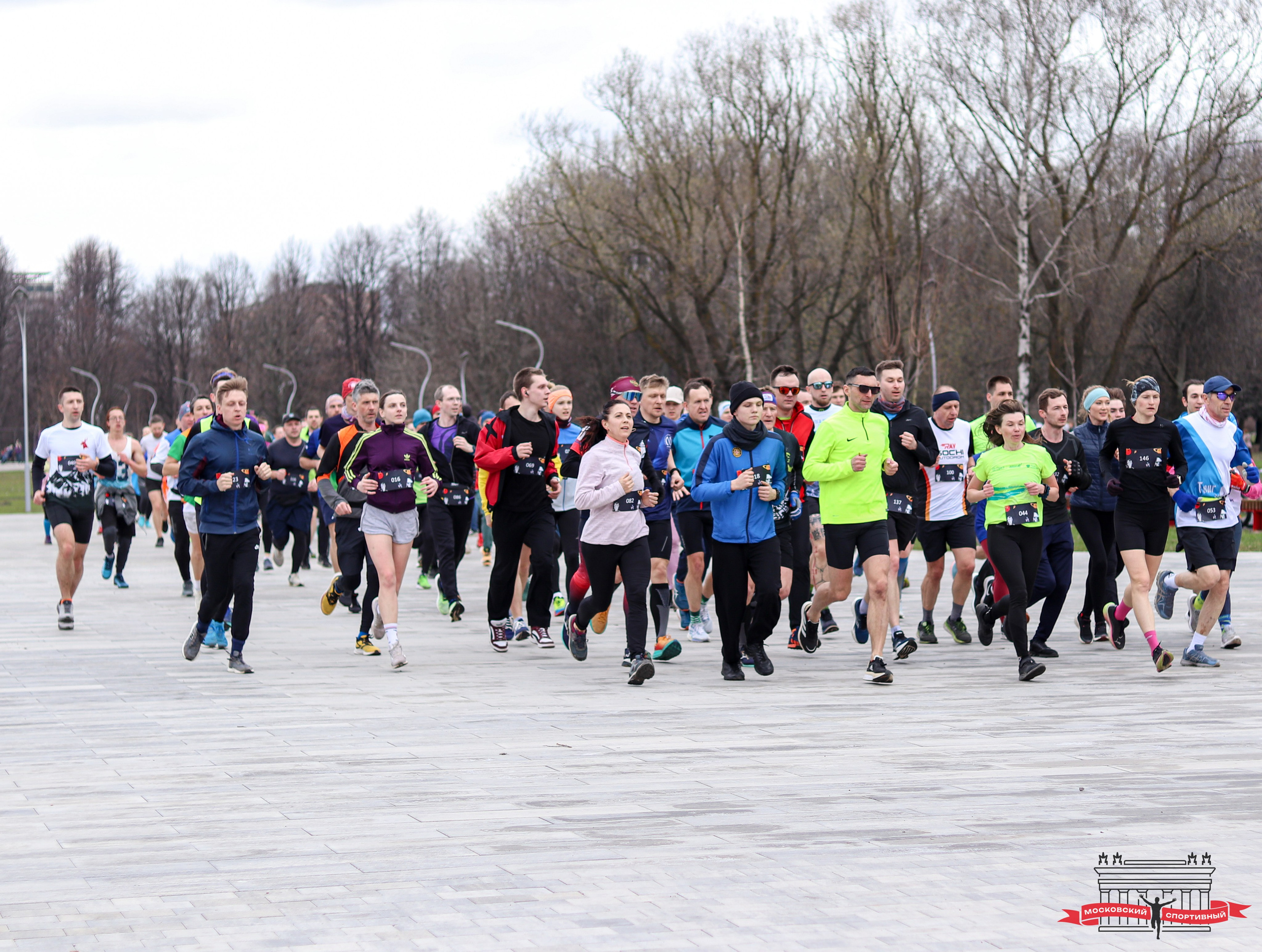 Московский Спортивный «КОСМИЧЕСКИЙ RUNOFF». Ивентный фотограф в Санкт-Петербурге Олег Комков