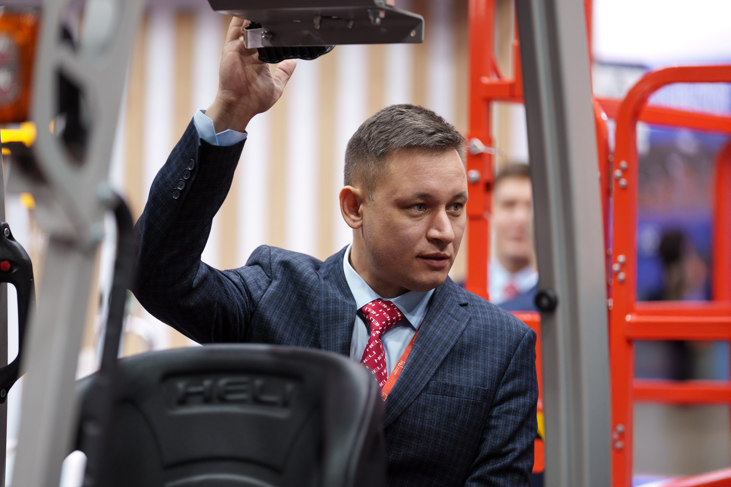 HELI. Стенд в Крокус Экспо. Фотограф Саша Блюз