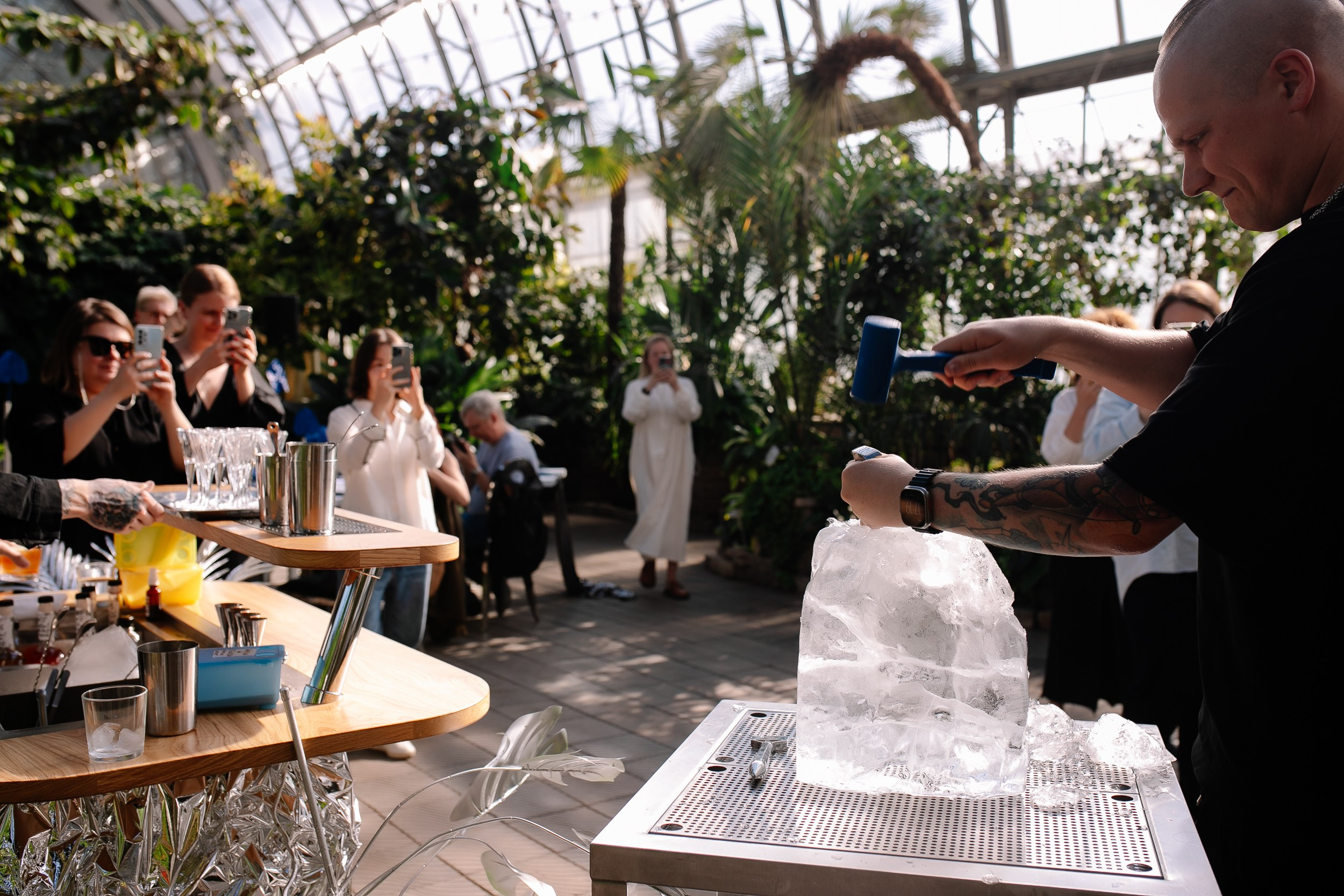 Сет-Ретроспектива в честь юбилея бара Полторы Комнаты. Night2Day Санкт-Петербург