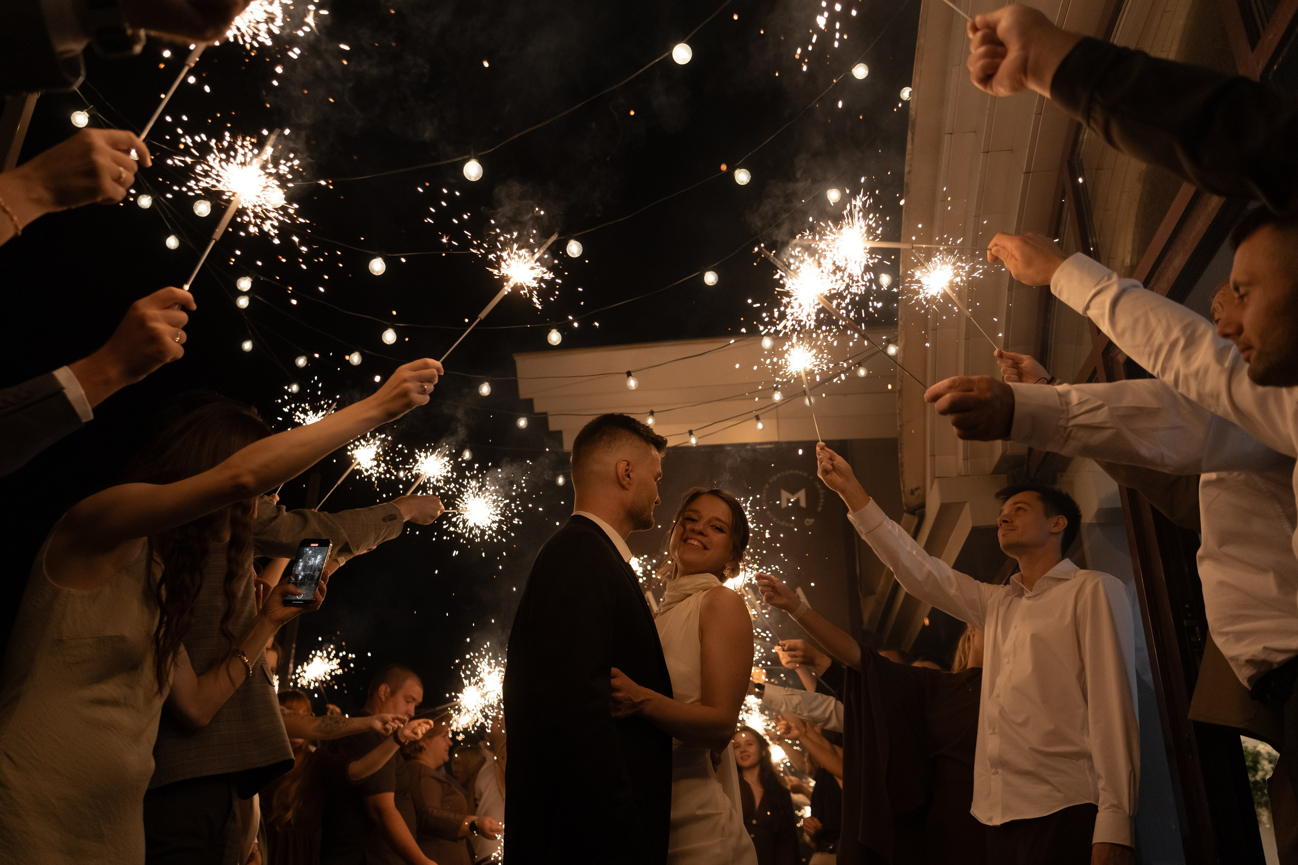 Серая кошка и рыжий кот. Свадебный и семейный фотограф Арина Кулёва