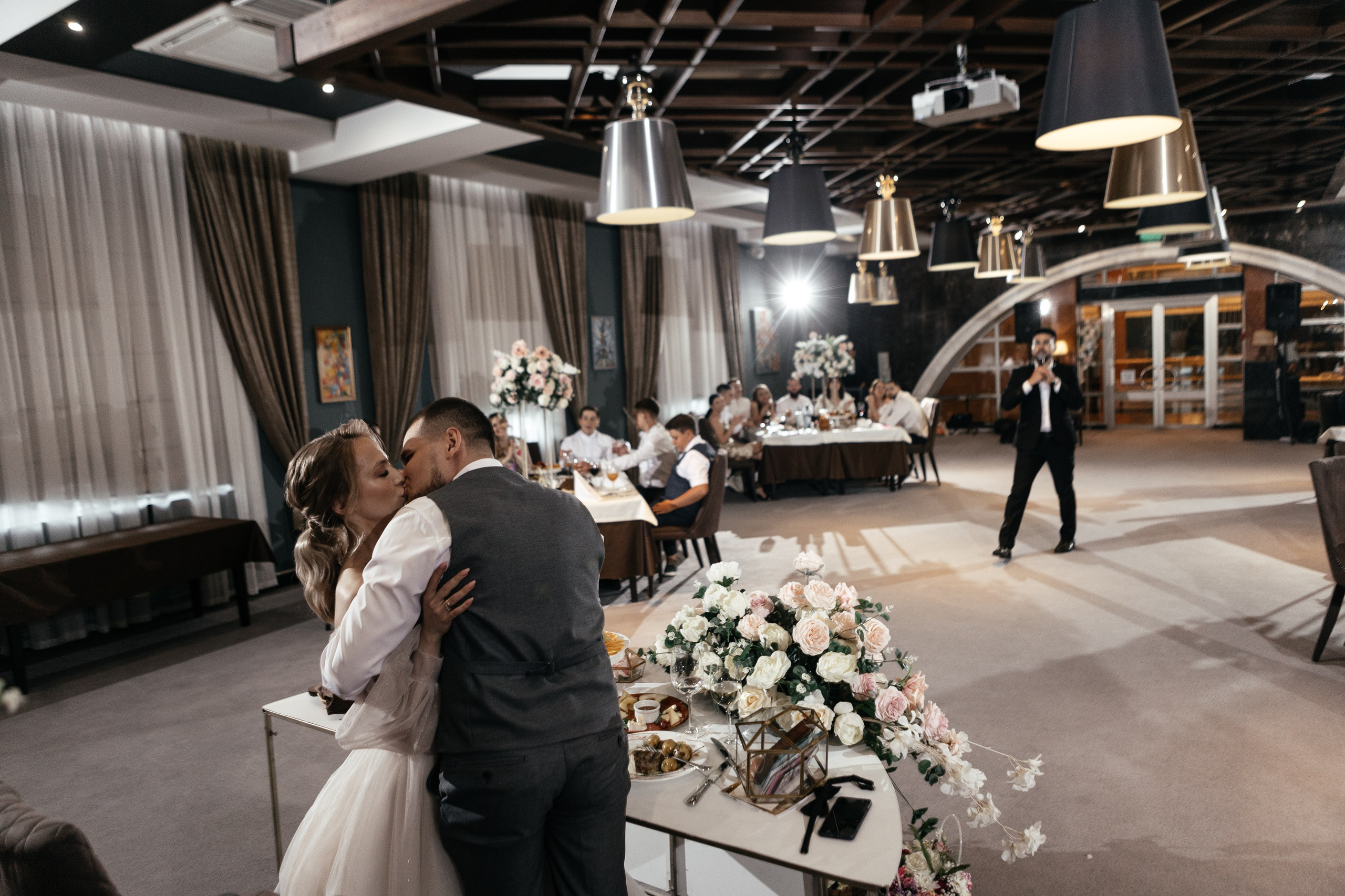 Свадебный фотограф Уфа — Руслан ГабдлисламовЖивые эмоции, красивые кадры, воспоминания на всю жизнь.Работаю по всей Республике Башкортоста. Свадебный фотограф Уфа Руслан Габдлисламов