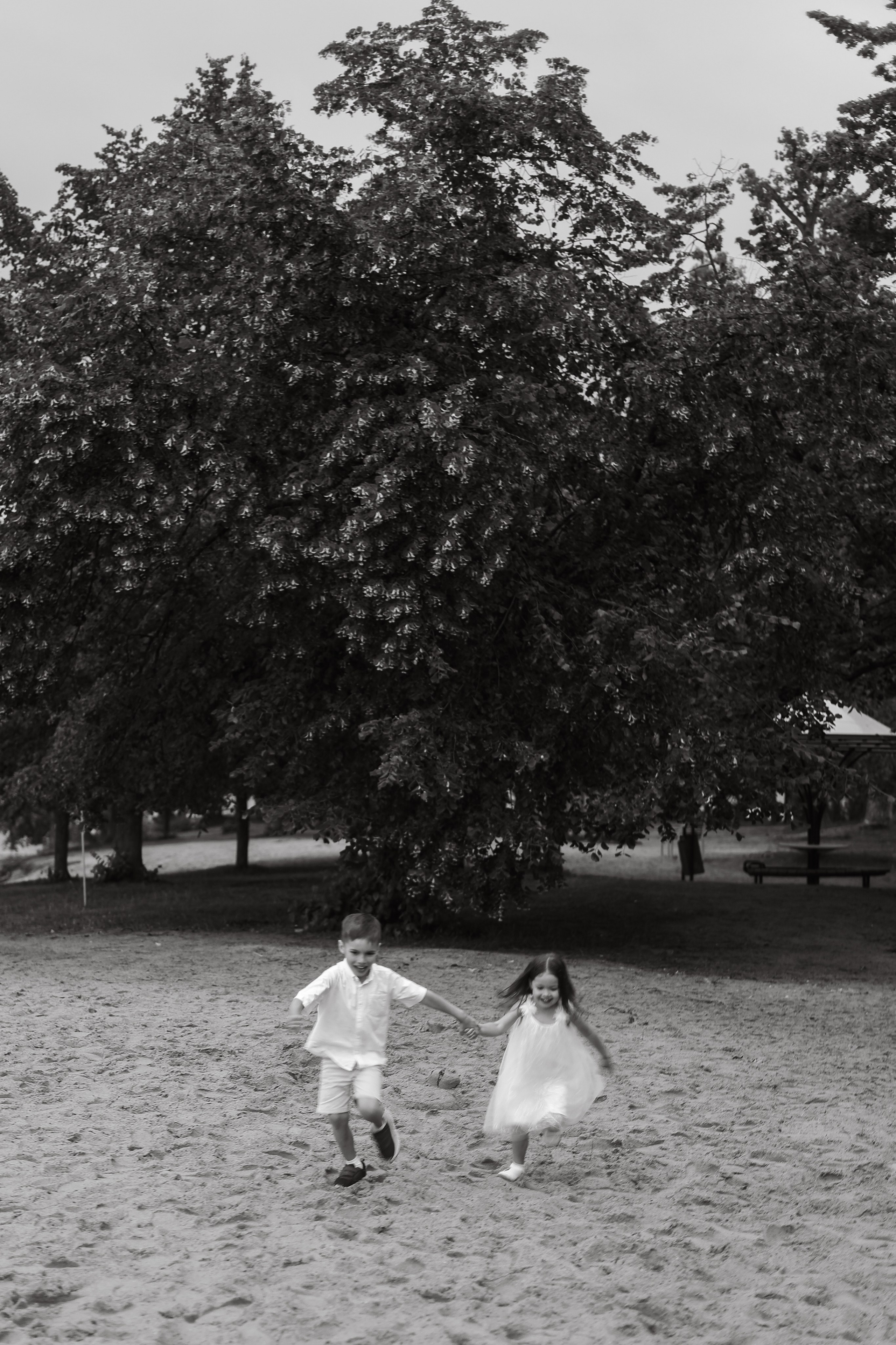 Семейная съёмка под дождём. Свадебный фотограф Беларусь Ольга Козыренко