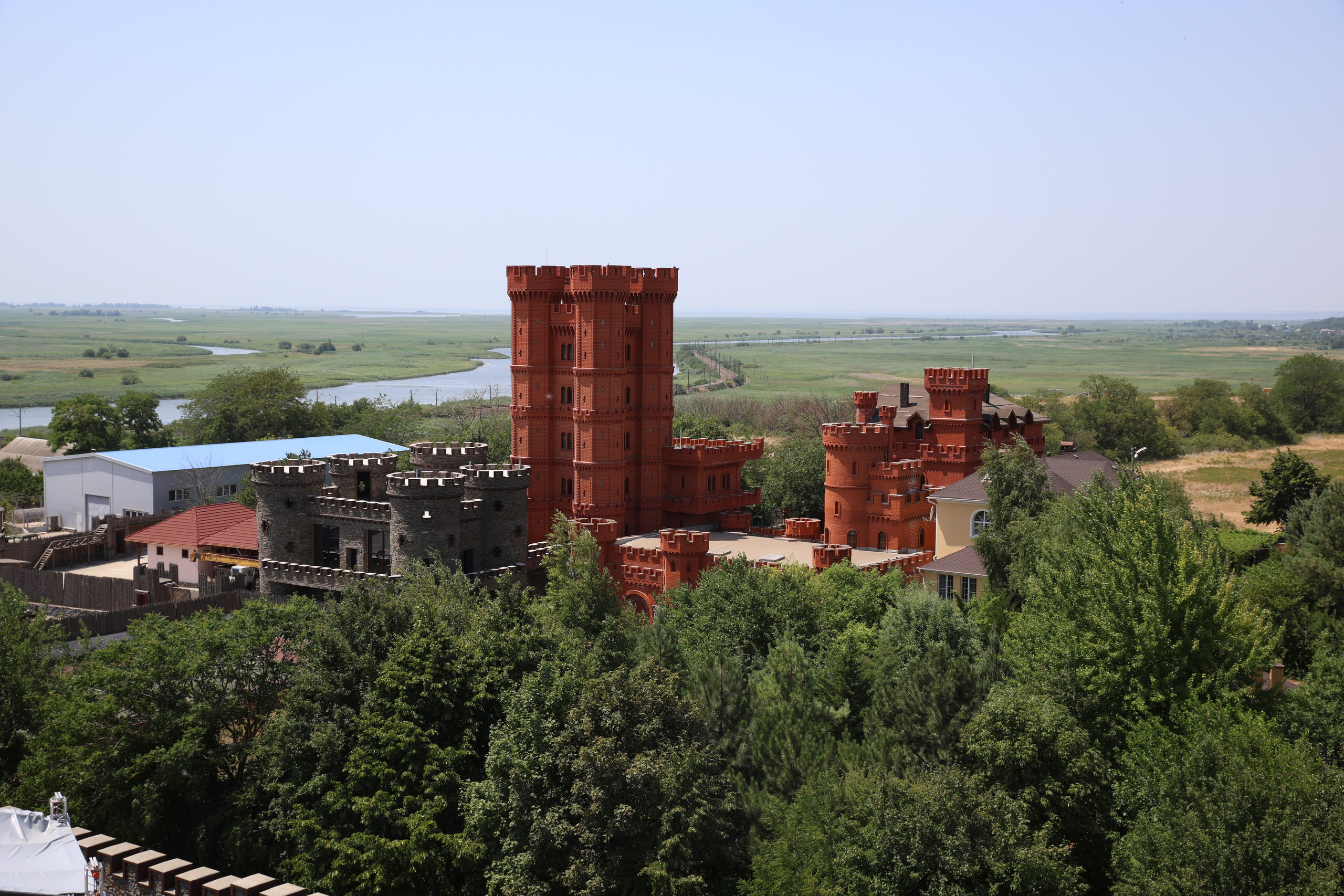 ЗАМОК. Репортажный и мужской фотограф в Краснодаре. Фотограф в Краснодаре