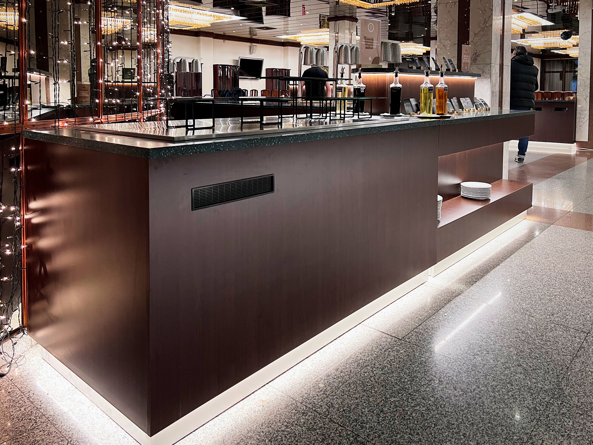 Шведская линия раздачи от производителя. Мебель для бизнеса: Блог о торговом оборудовании на заказ в Москве