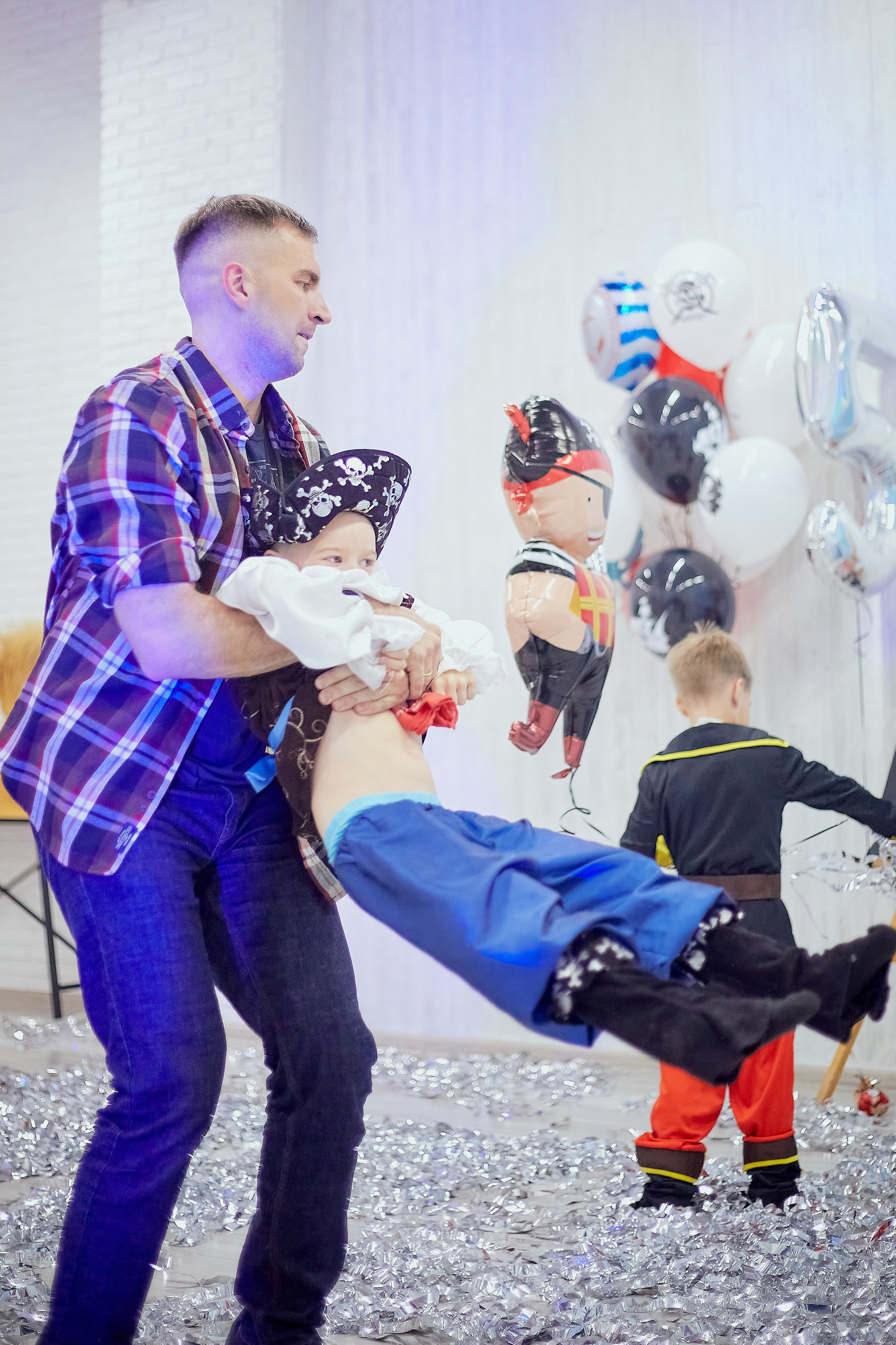 День Рождение Степана 5 лет, съёмка 3 часовой программы. Семейный и детский фотограф в Ярославле Юлия Галашина