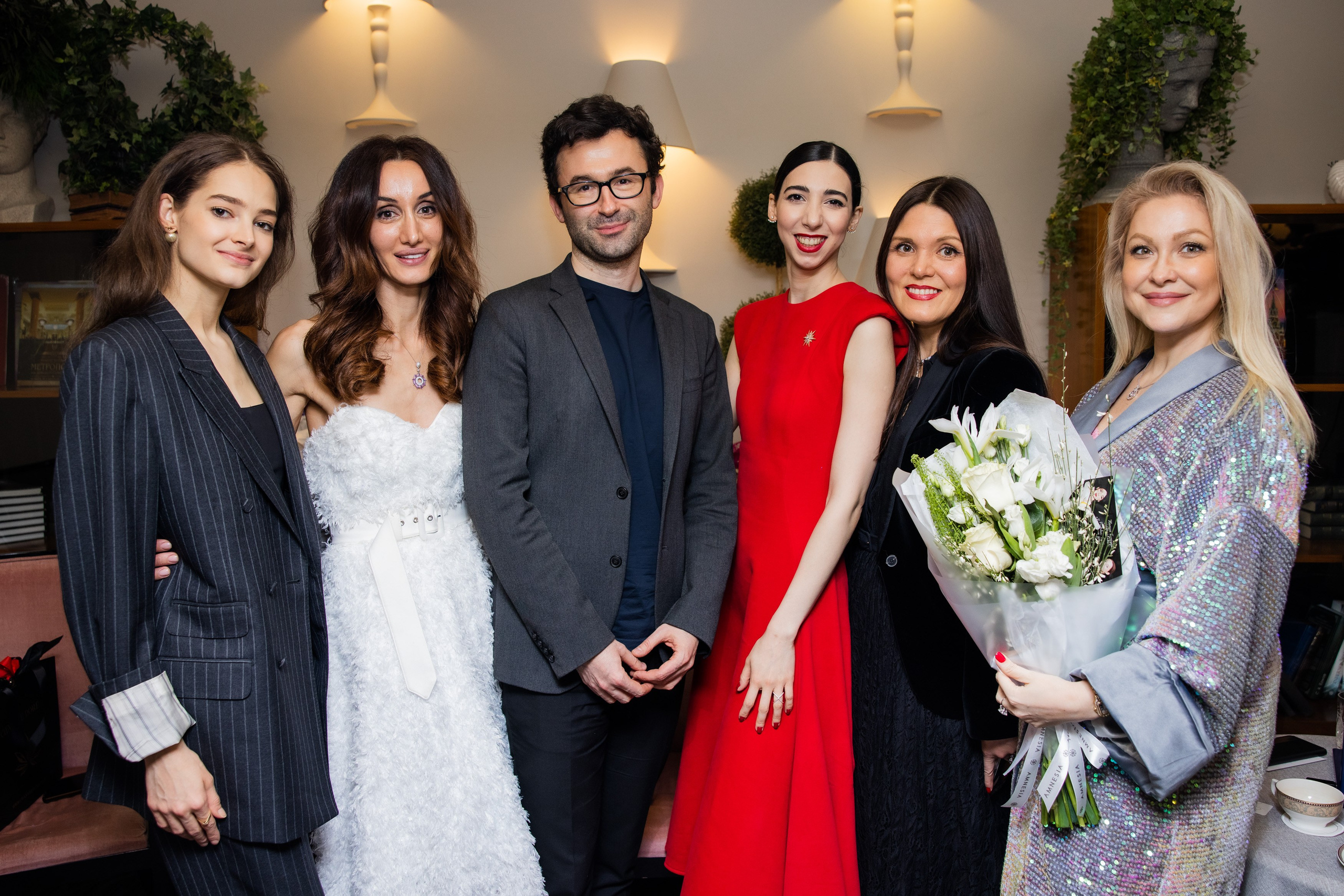 Арт-встреча. Балерины Дружат. Главная