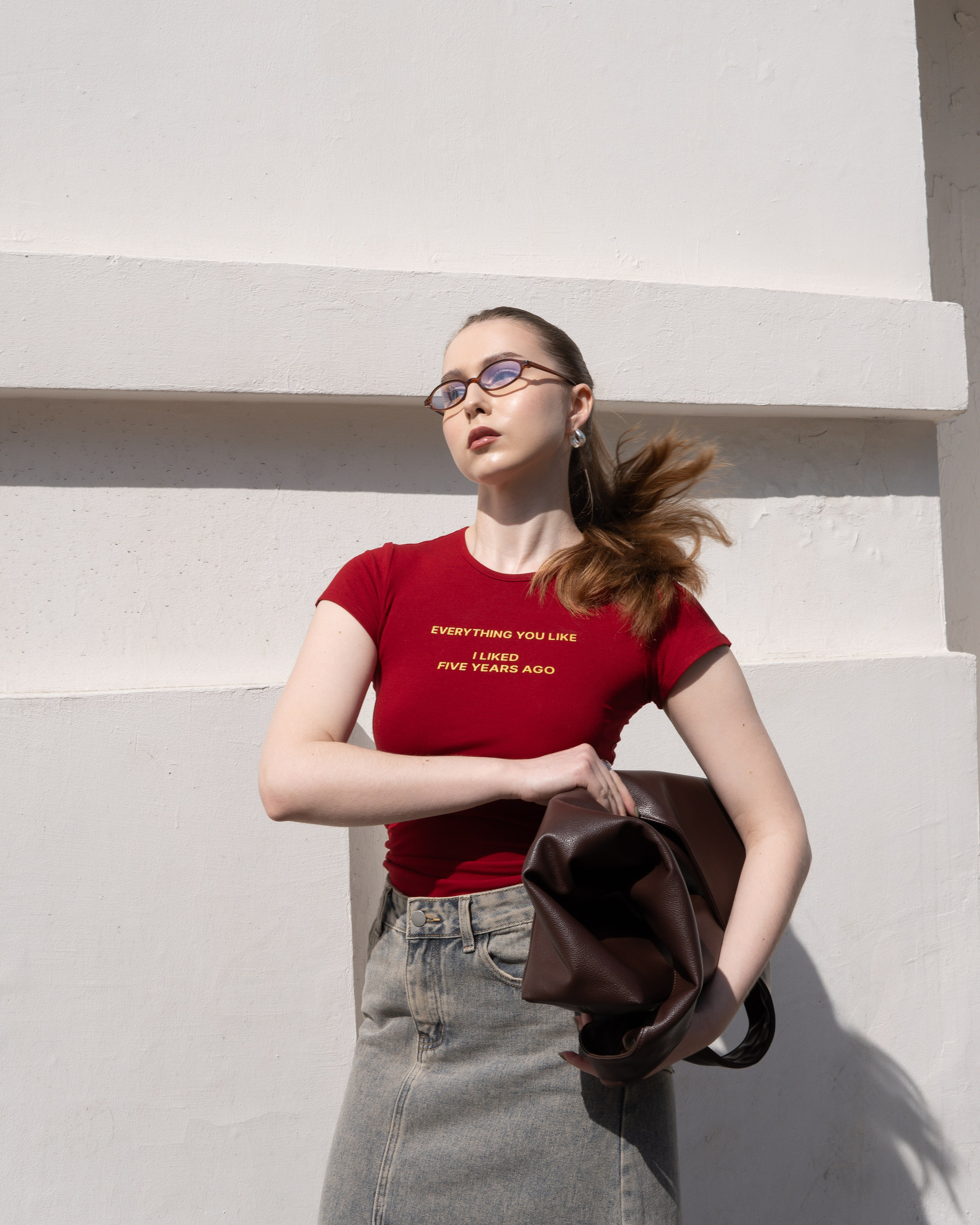 Red ballet shoes. Frojul