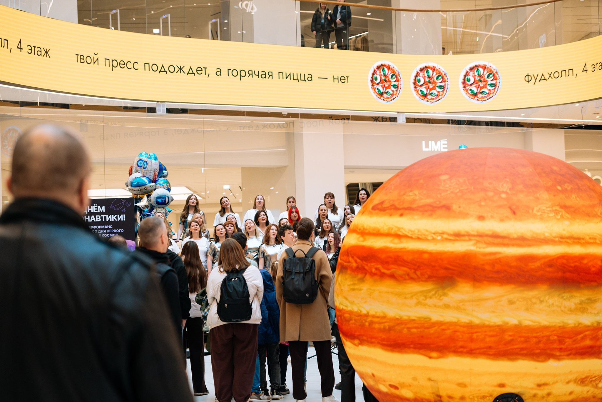 Нескучный хор ТРЦ «Голливуд». Апрель 26. Репортажный фотограф в Санкт-Петербурге Анастасия Клёпова