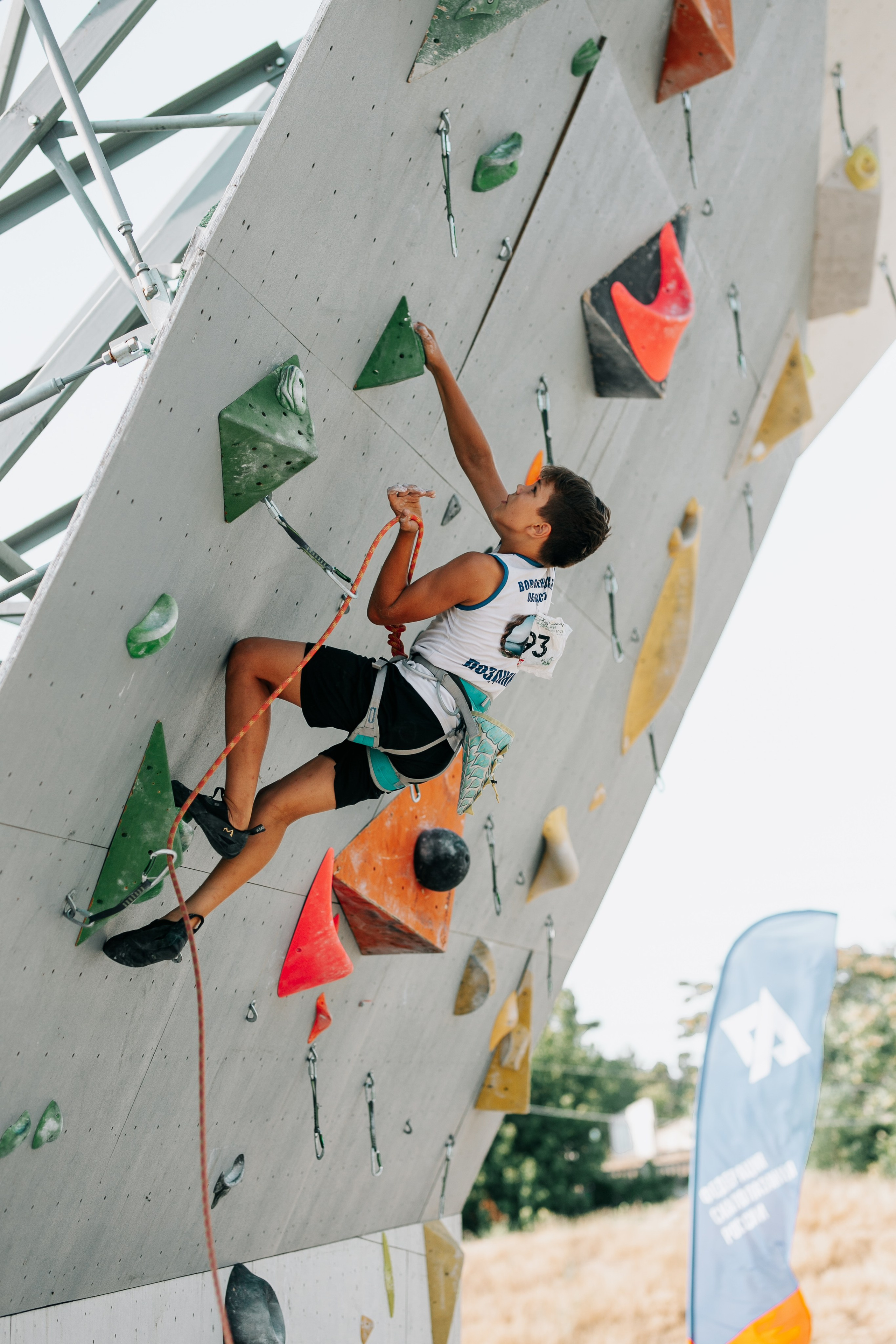 Соревнования по скалолазанию. Фотограф в Крыму