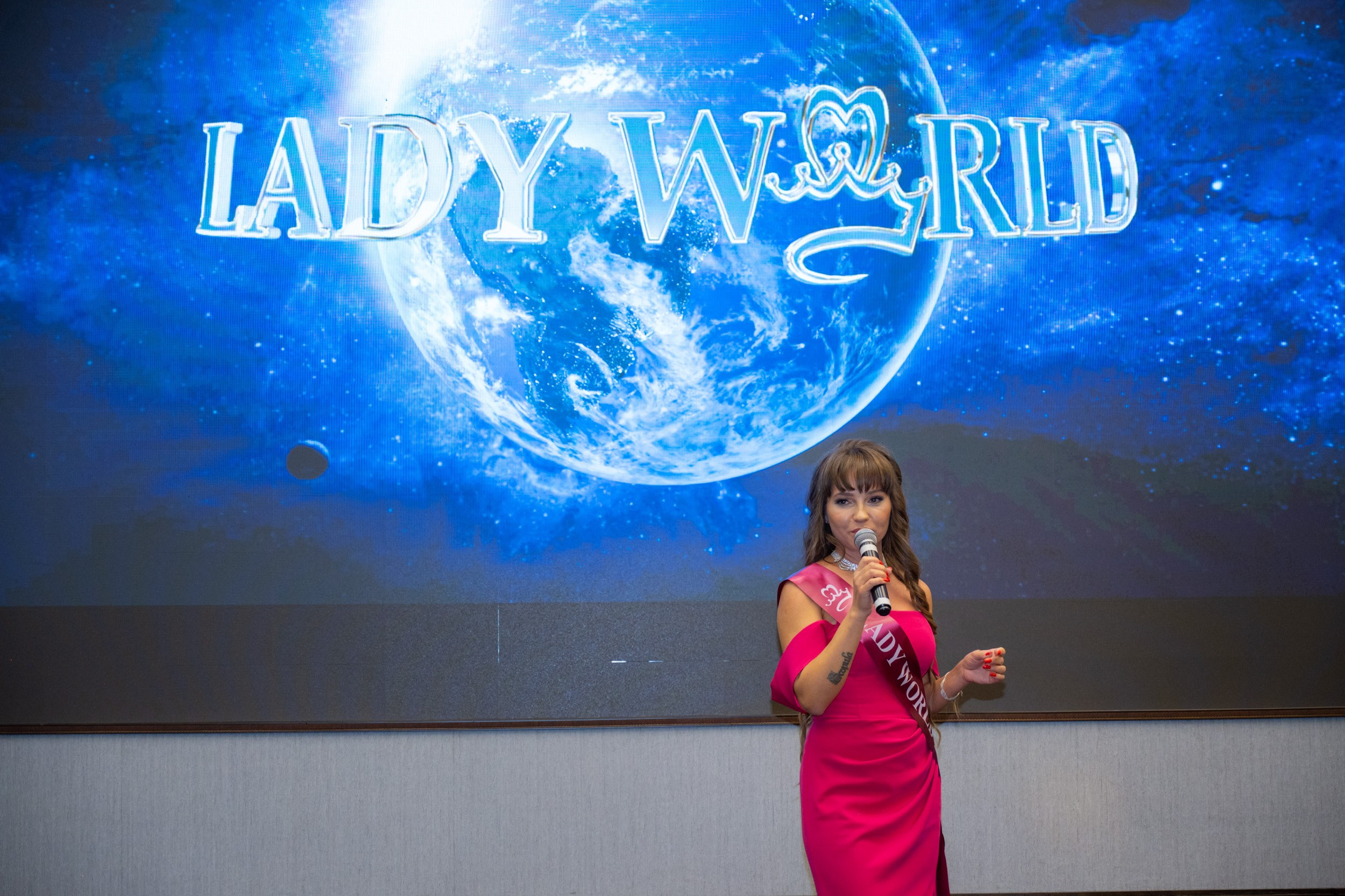 Церемония открытия Конкурса красоты «LADY WORLD» 2024. Фотографирую счастливых людей в Сочи