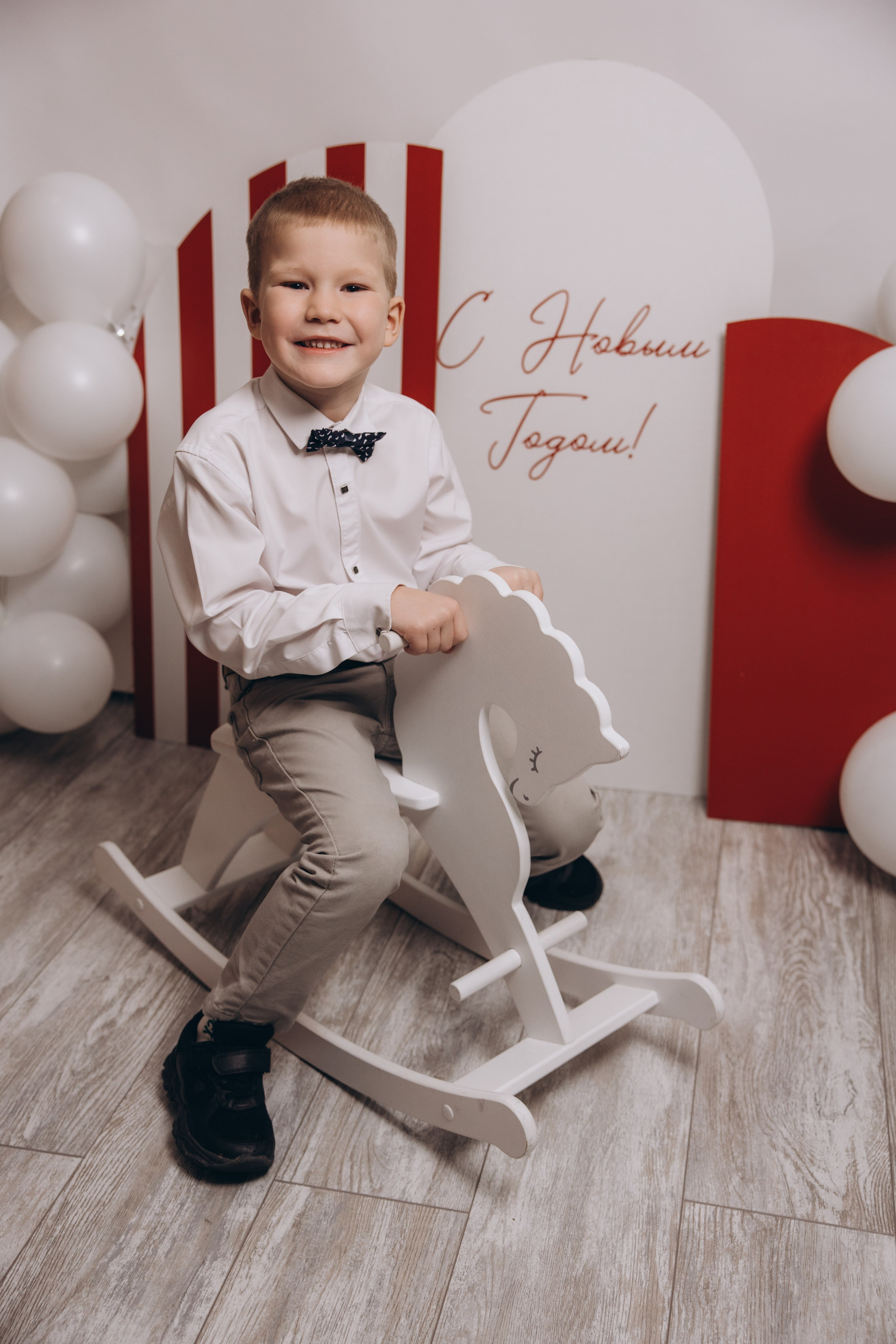 Новогодние истории в студии 8 этаж. Свадебный, семейный фотограф в Иркутске Светлана Макаричева