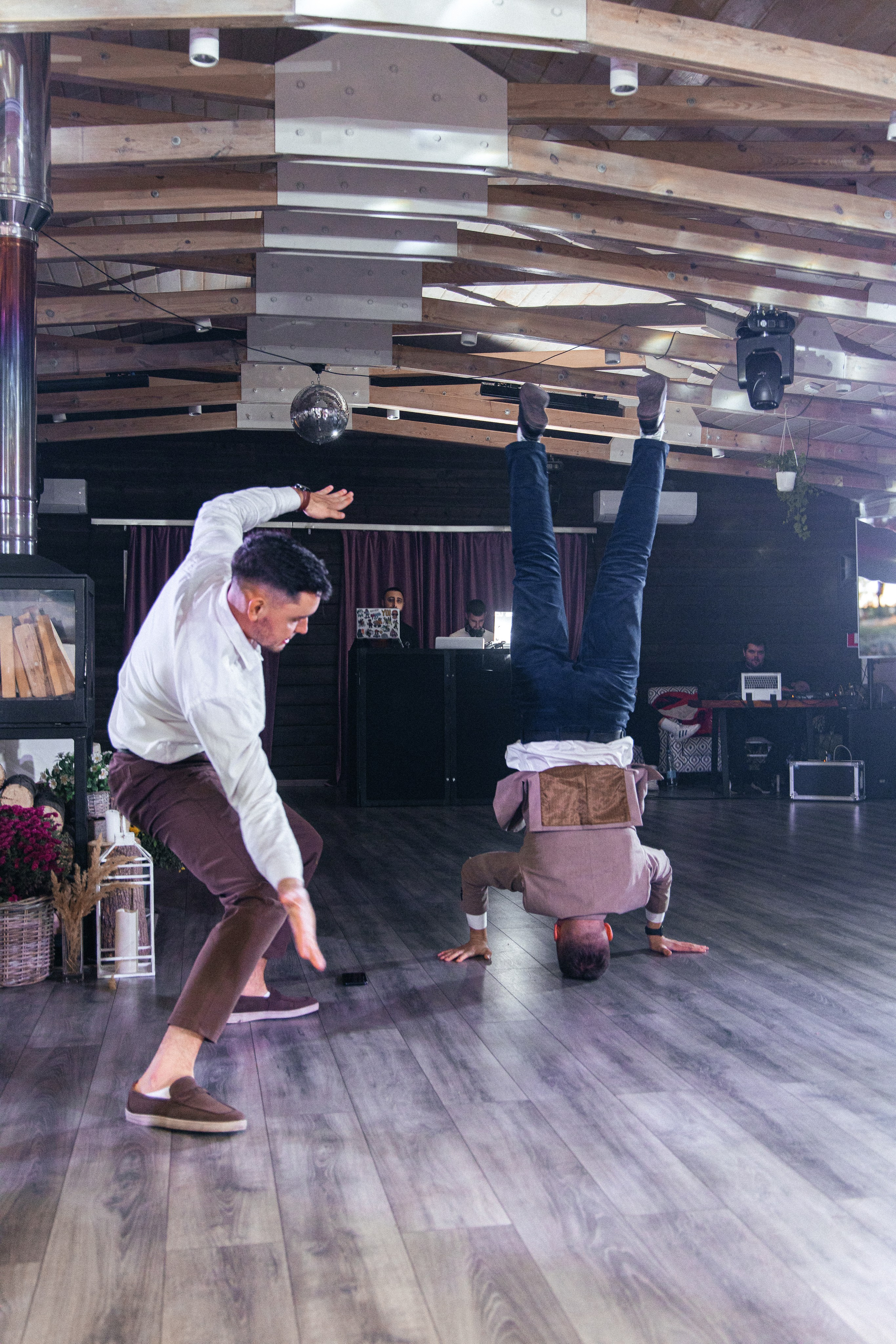 Свидетель Корги. Артём Бачурин — свадебный фотограф Воронеж