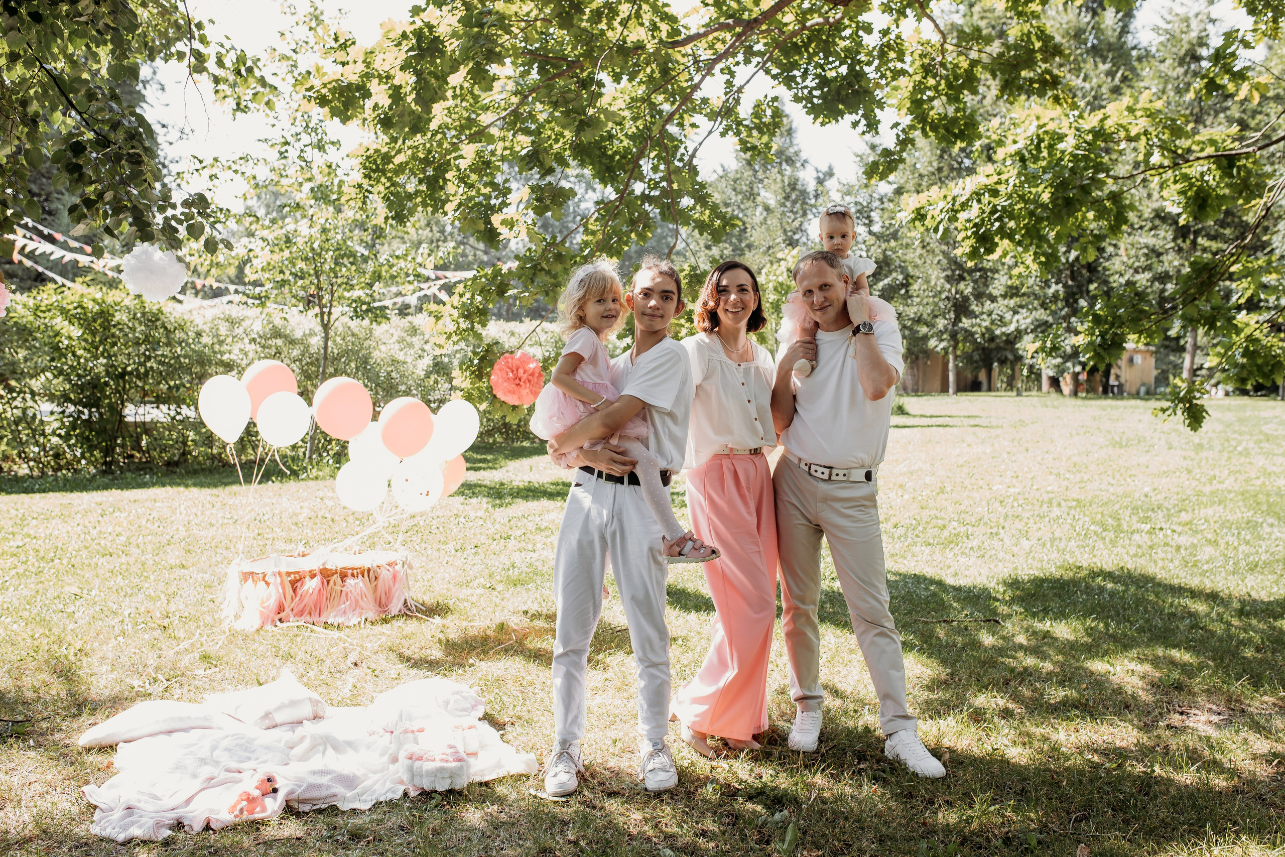 Анечке годик. Семейный и домашний фотограф в Москве и МО Королева Валерия