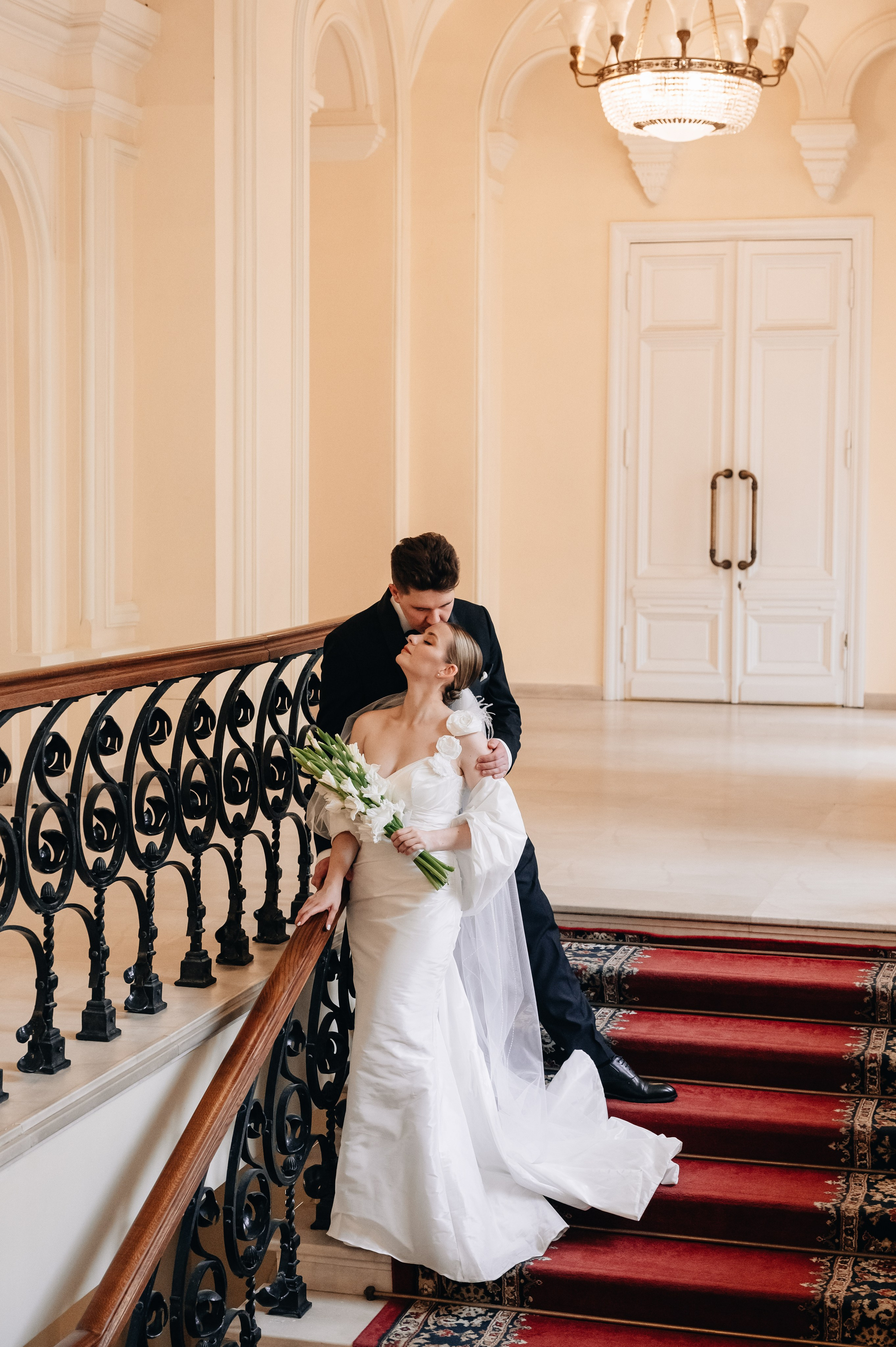 П&А | Гостиница «Украина», ГУМ и Таганский ЗАГС. Портретный фотограф Москва Светлана Кашура