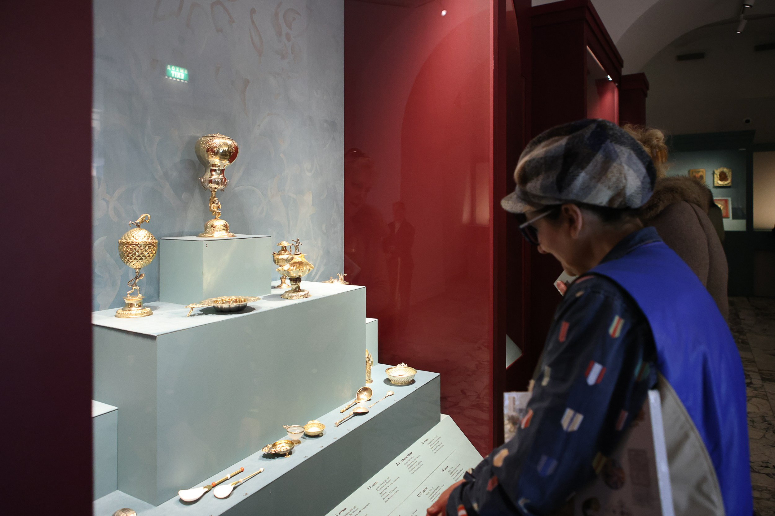 Кремль. Любители родной истории. Репортажный, архитектурный, театральный и файн-арт фотограф Лена Мельникова в Москве