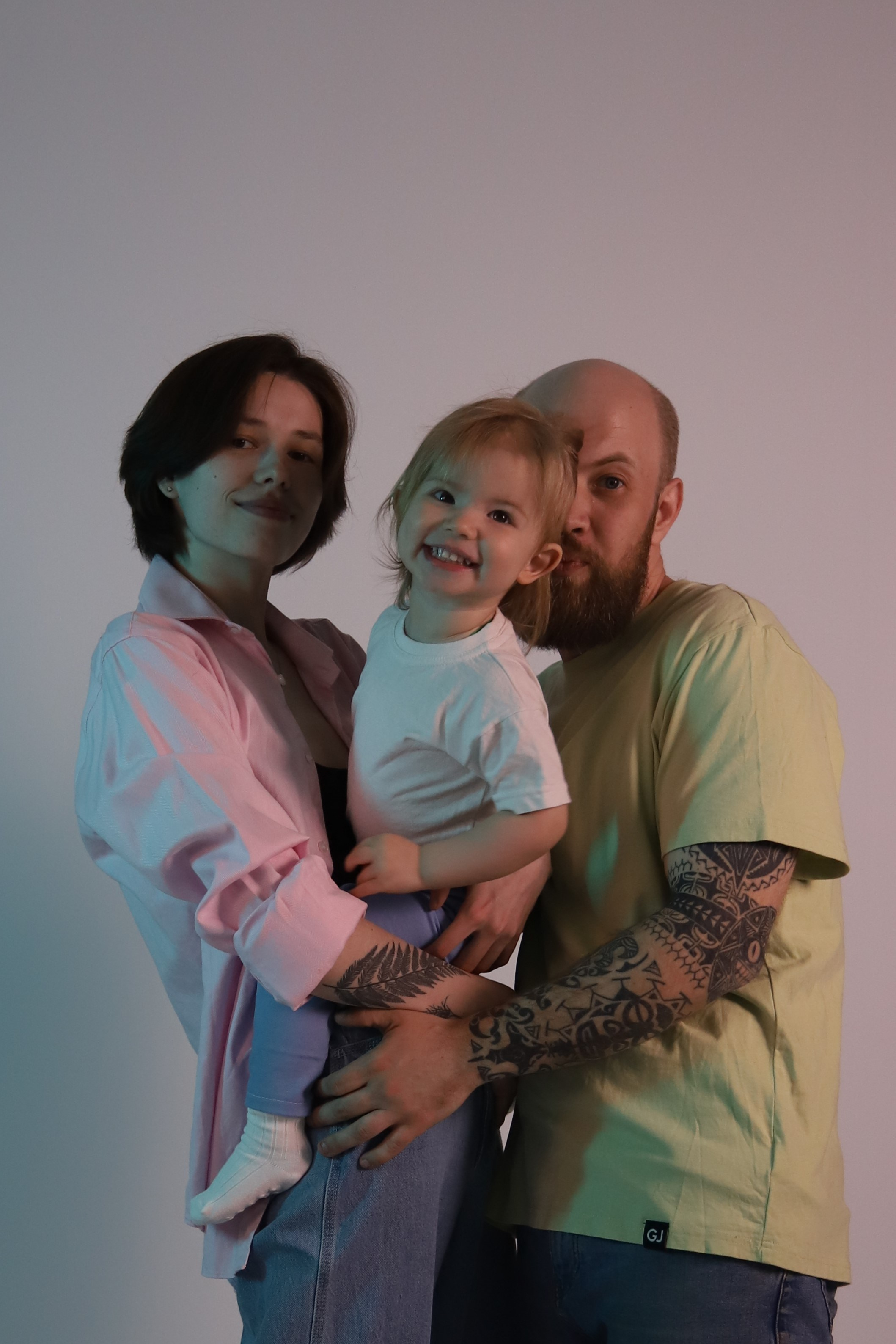 С В Е Т Л А Н А — Н И К О Л А Й — В А С И Л И С А. Фотостудия UPART