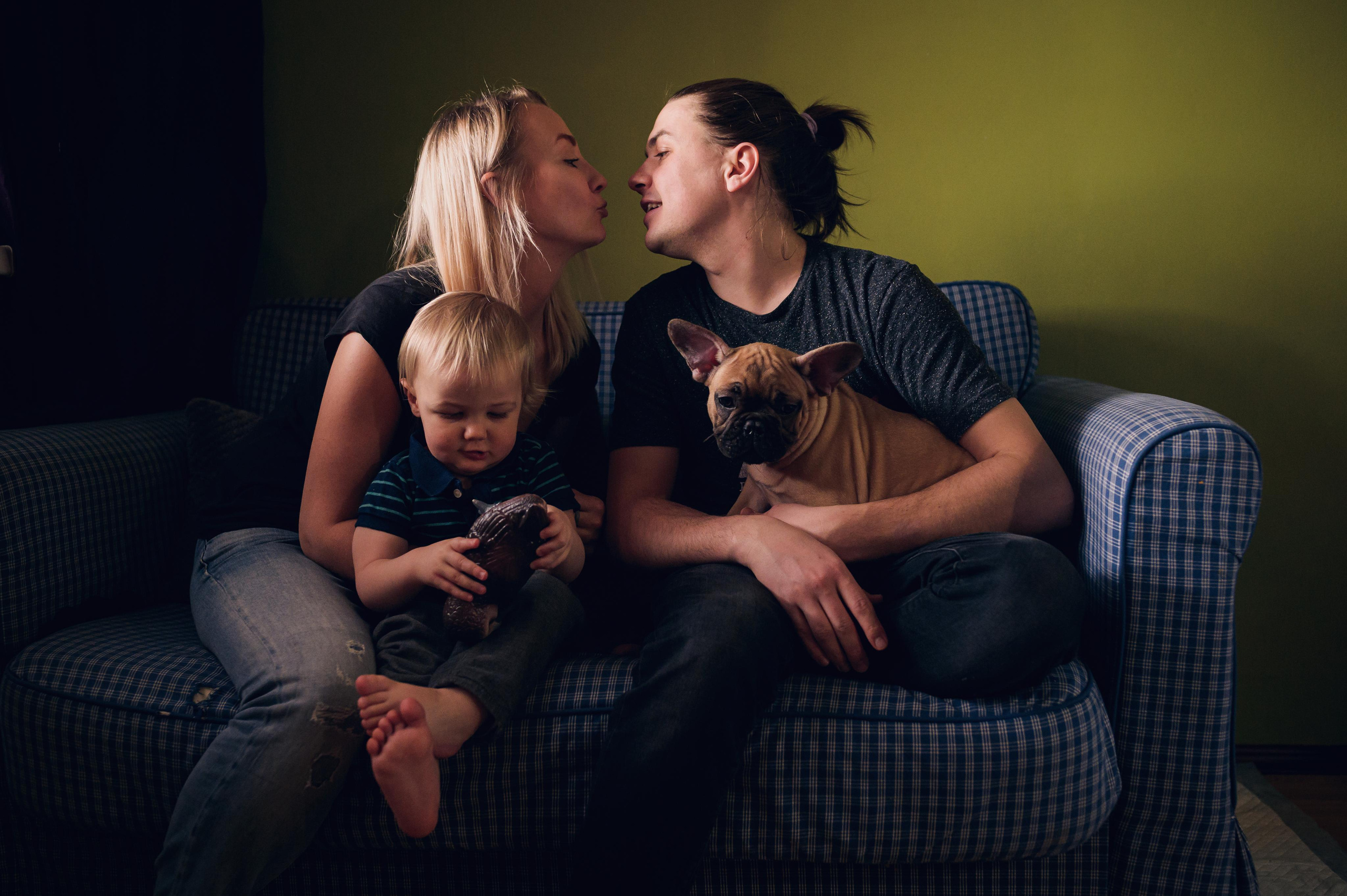 Домашняя фотосессия с характером. Семейный фотограф. Lifestyle. Москва. Анастасия Михайлова