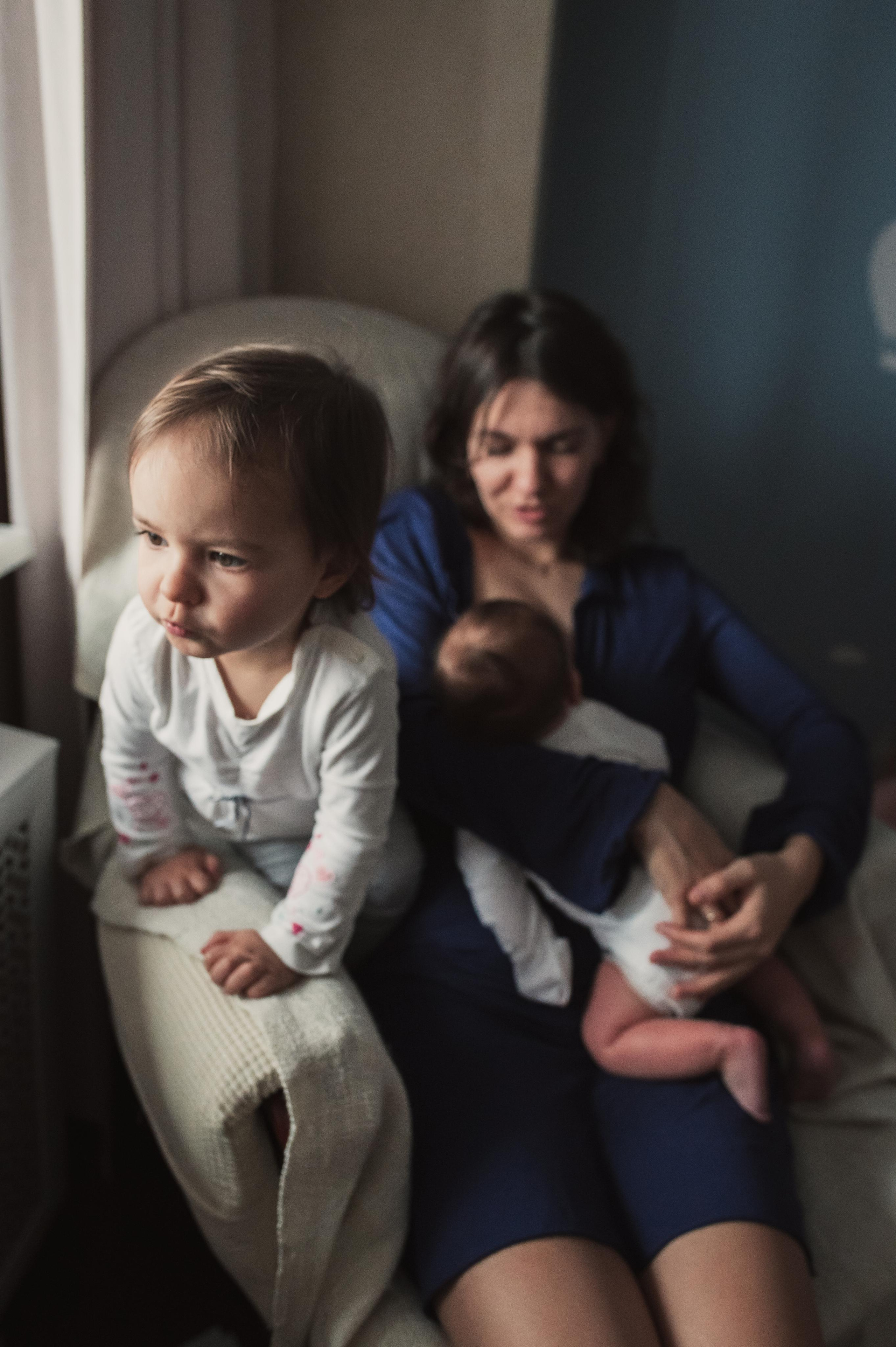 Домашние фото с месячным малышом и двухлеткой. Семейный фотограф. Lifestyle. Москва. Анастасия Михайлова