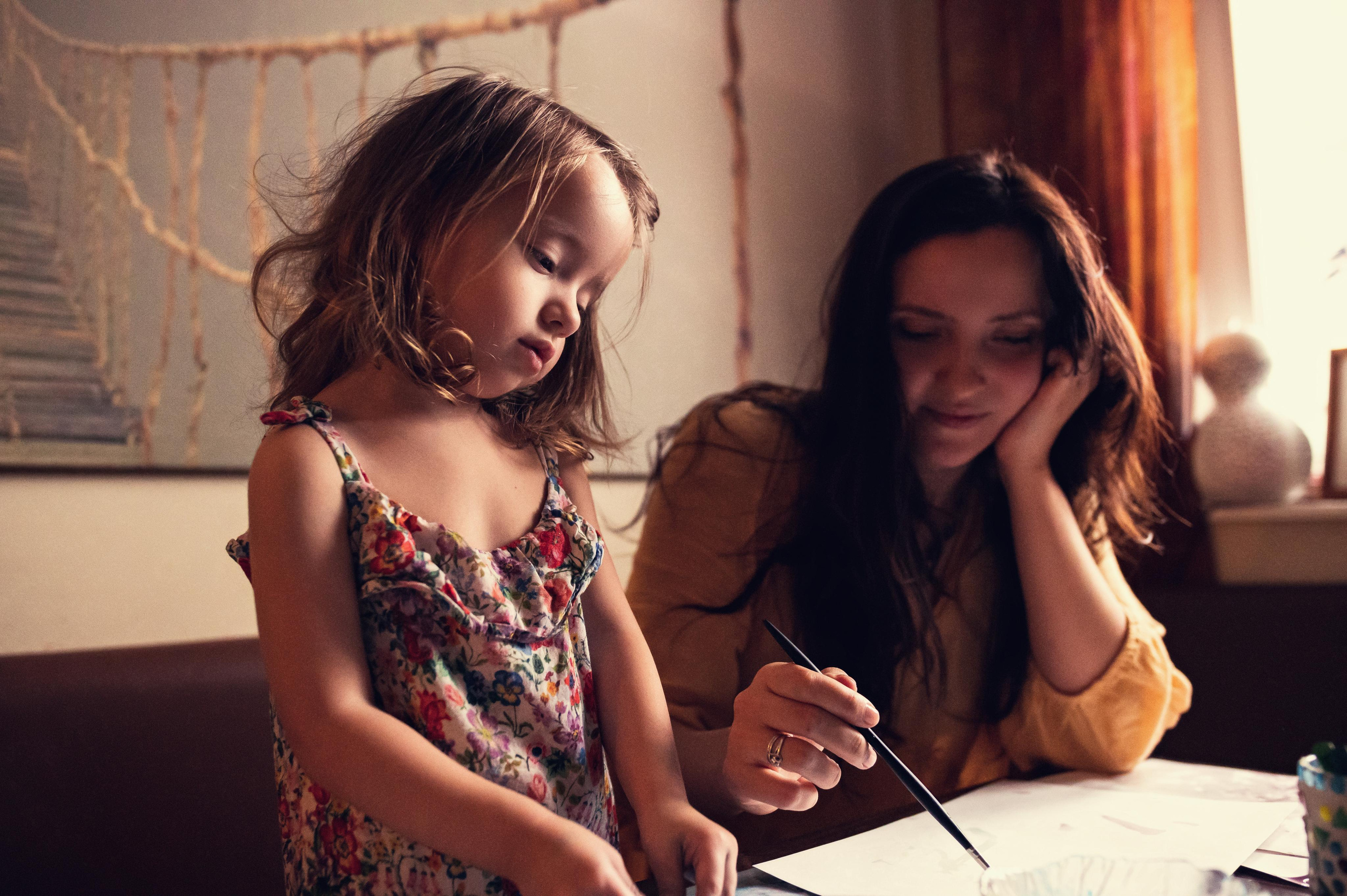 Колоритная домашняя фотосессия для творческой семьи. Семейный фотограф. Lifestyle. Москва. Анастасия Михайлова