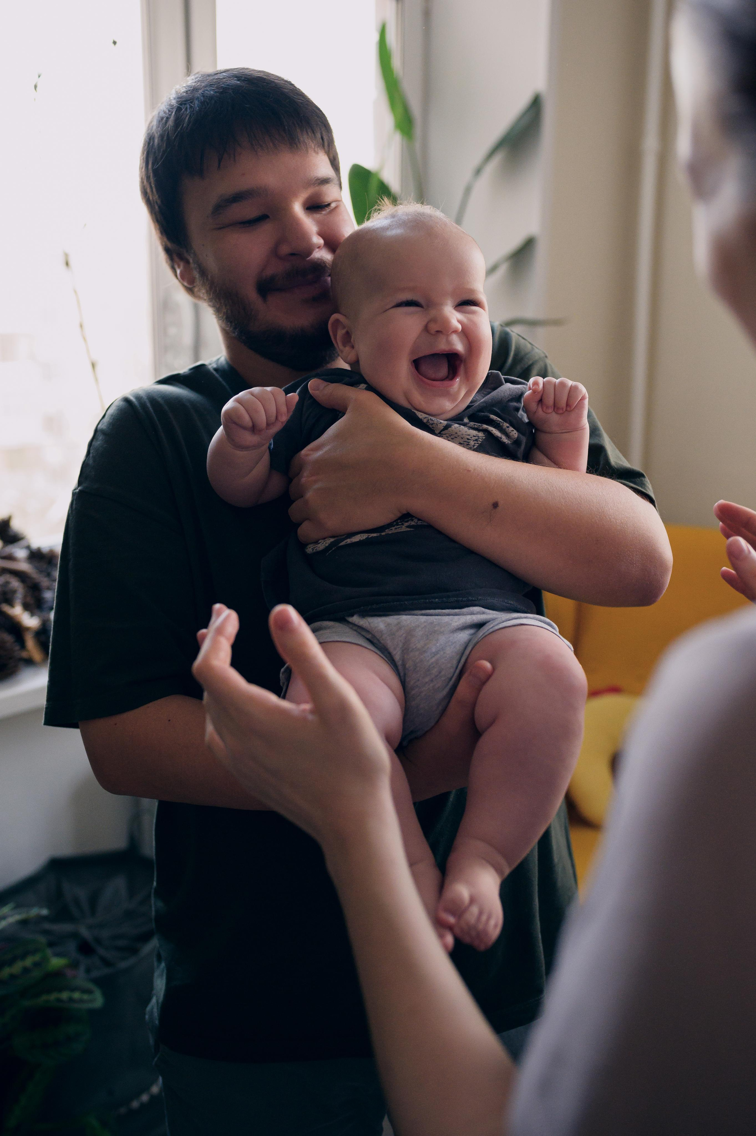 Домашние фото в сталинке с горчицей. Семейный фотограф. Lifestyle. Москва. Анастасия Михайлова