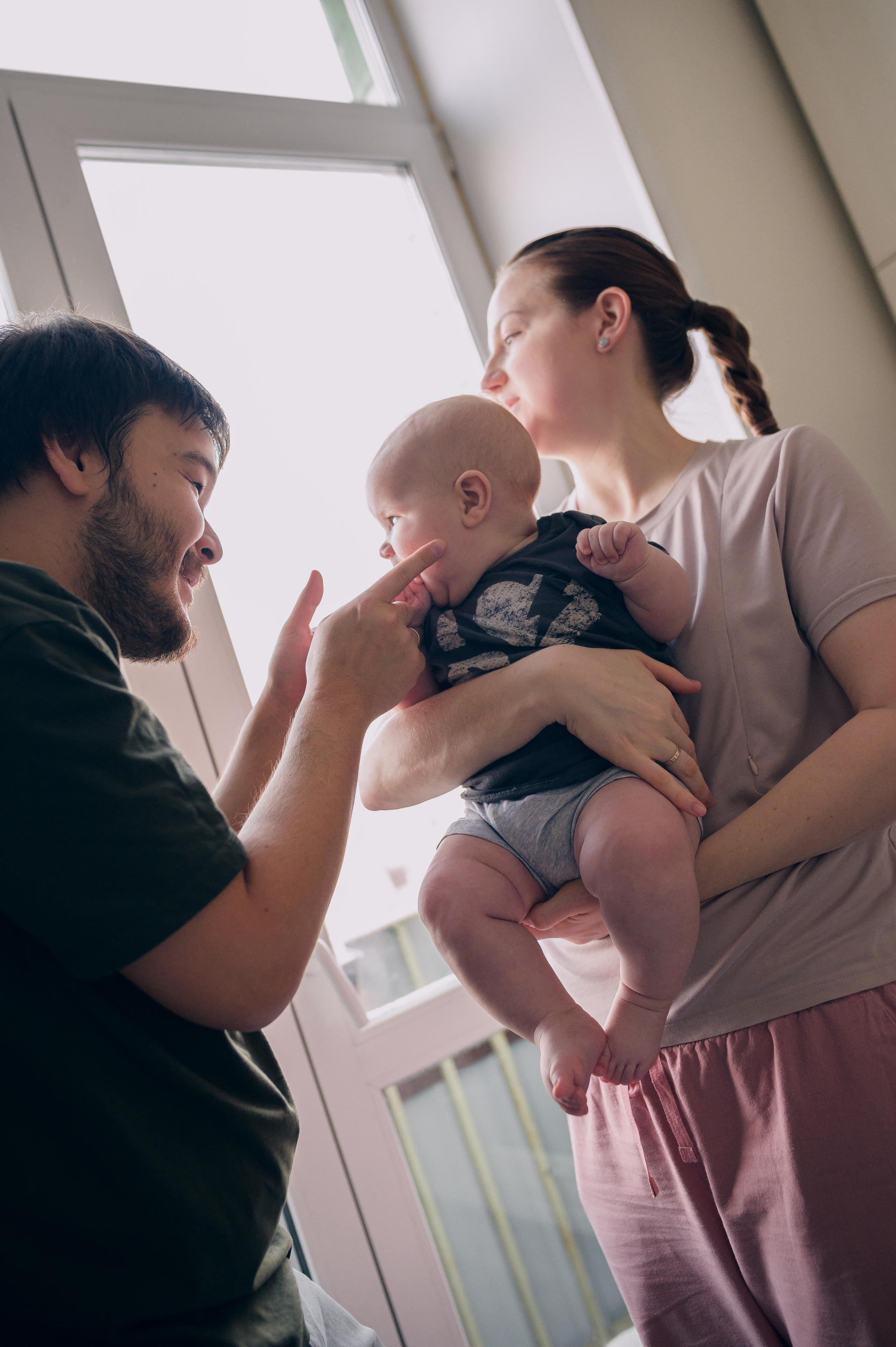 Домашние фото в сталинке с горчицей. Семейный фотограф. Lifestyle. Москва. Анастасия Михайлова