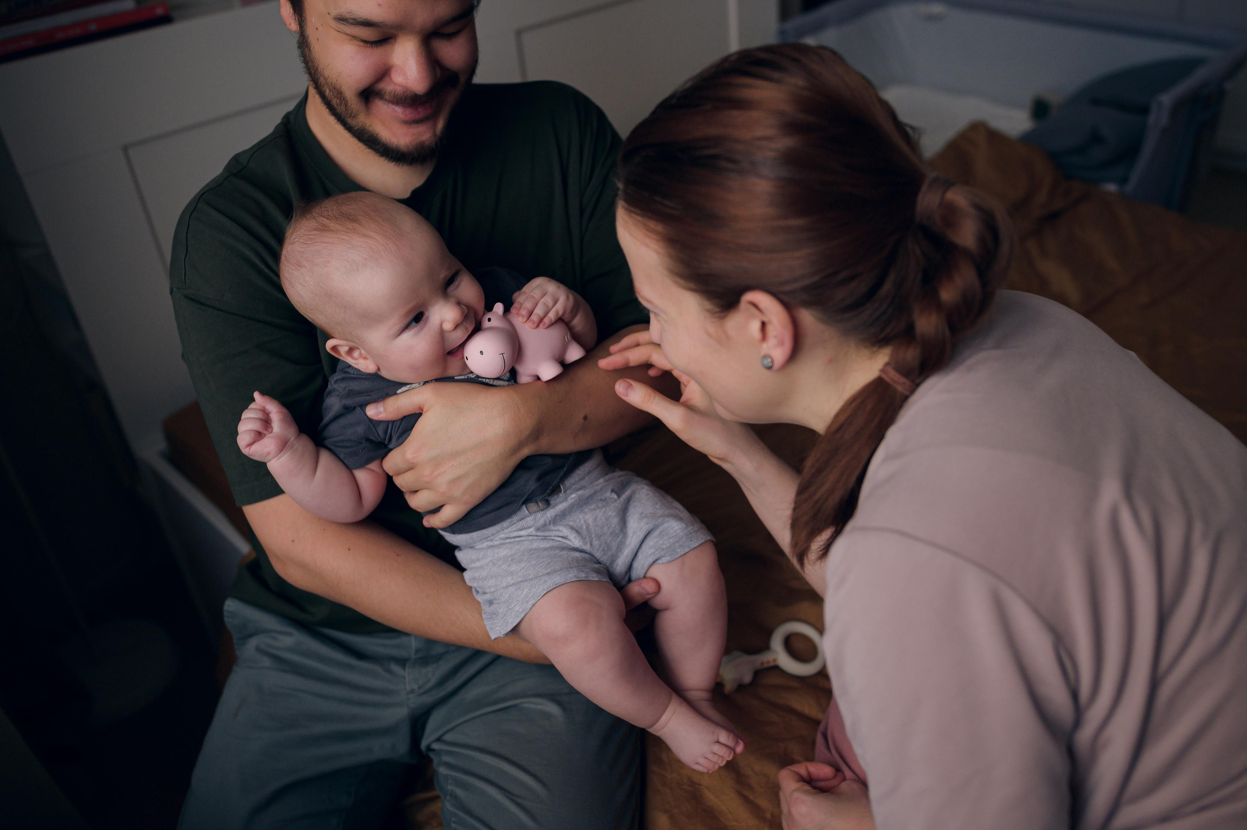 Домашние фото в сталинке с горчицей. Семейный фотограф. Lifestyle. Москва. Анастасия Михайлова