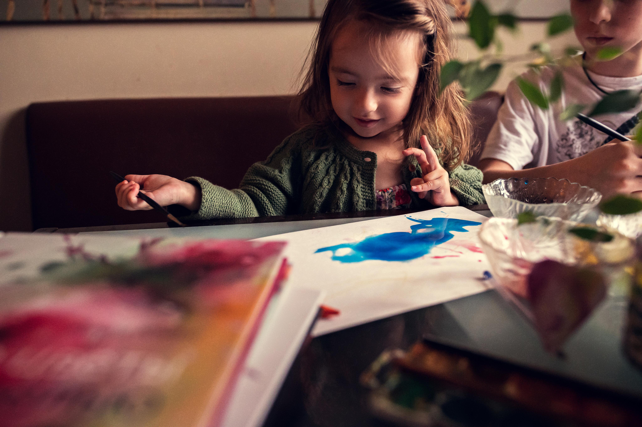 Колоритная домашняя фотосессия для творческой семьи. Семейный фотограф. Lifestyle. Москва. Анастасия Михайлова