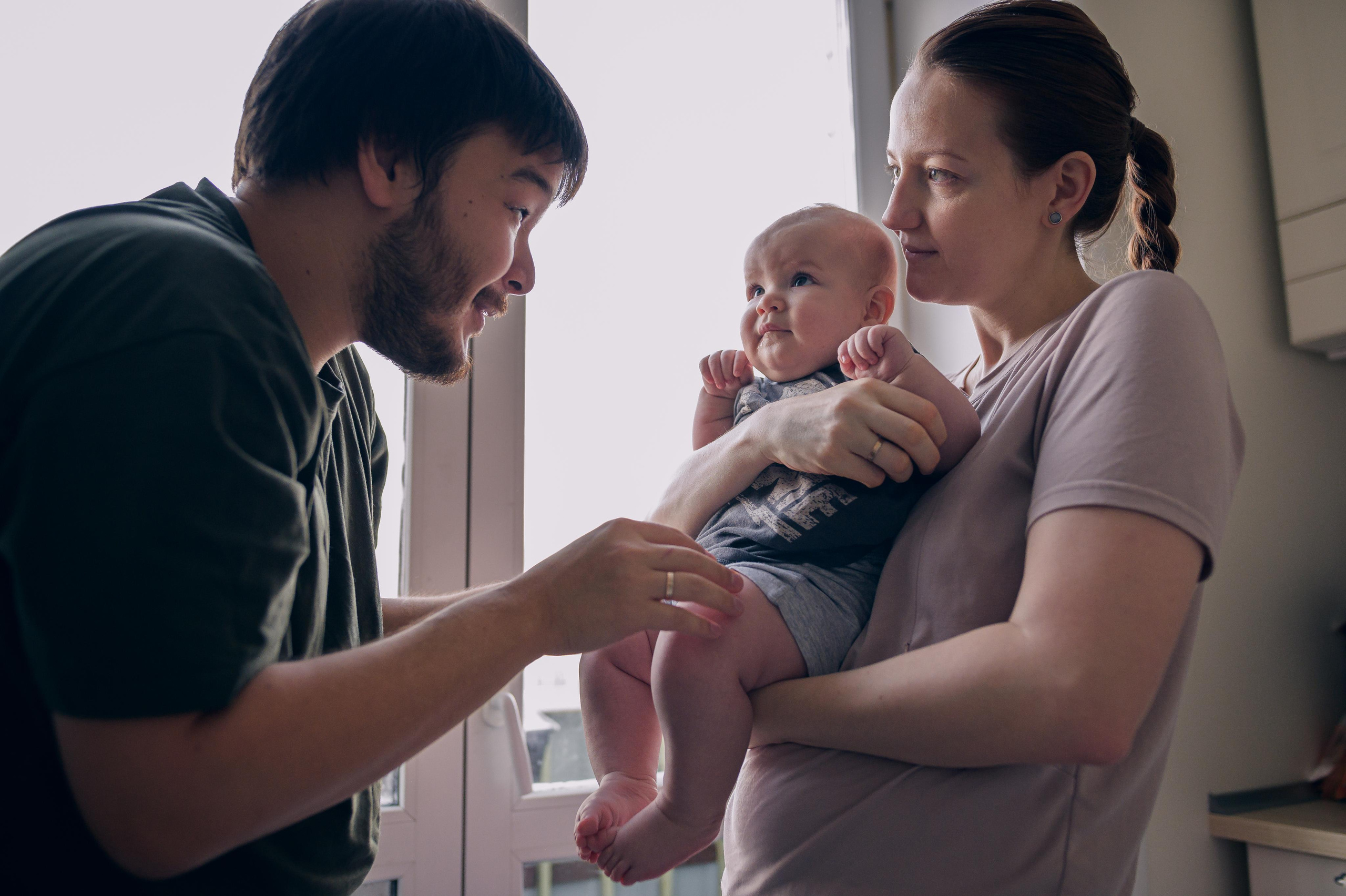 Домашние фото в сталинке с горчицей. Семейный фотограф. Lifestyle. Москва. Анастасия Михайлова