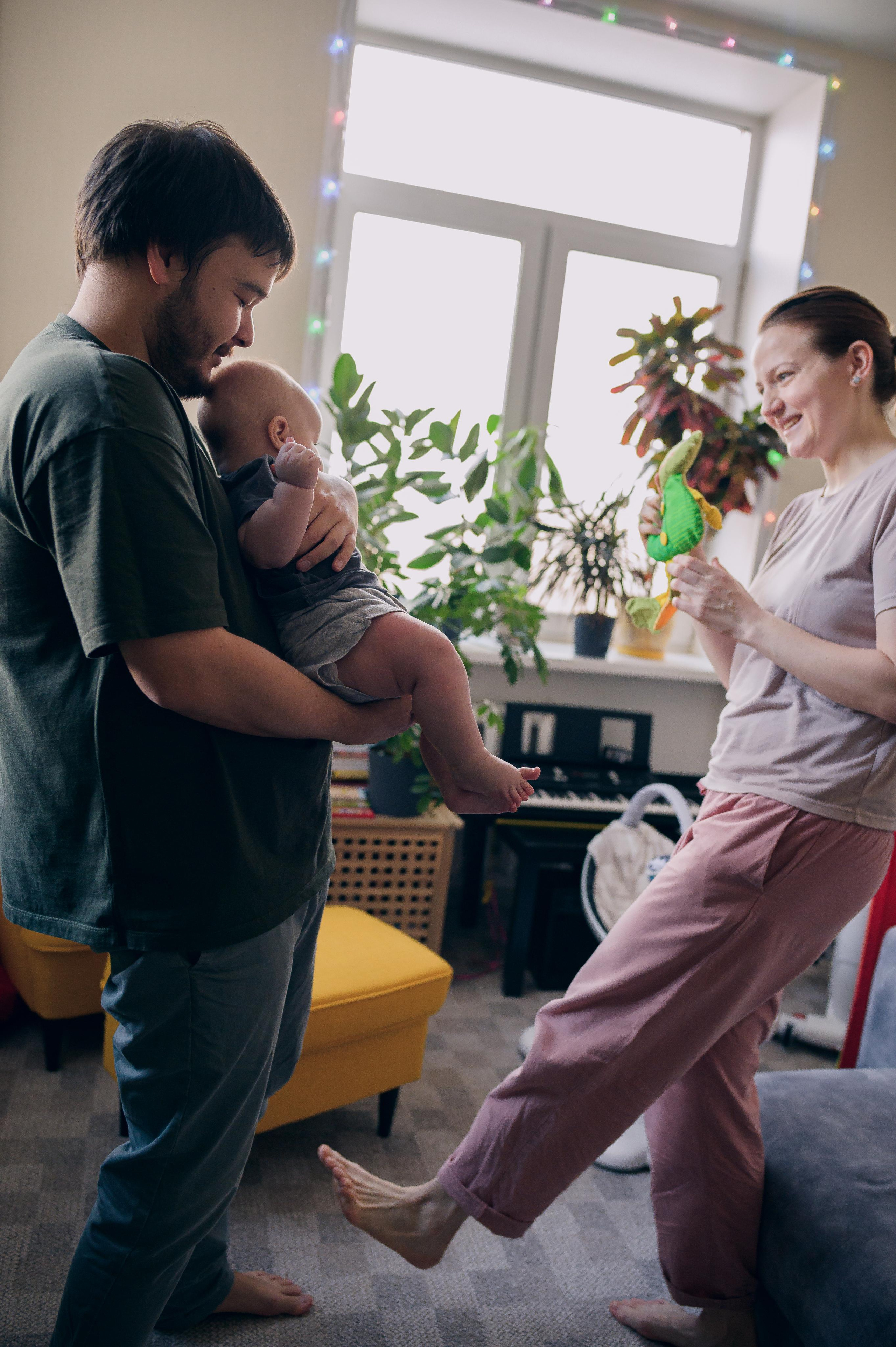 Домашние фото в сталинке с горчицей. Семейный фотограф. Lifestyle. Москва. Анастасия Михайлова