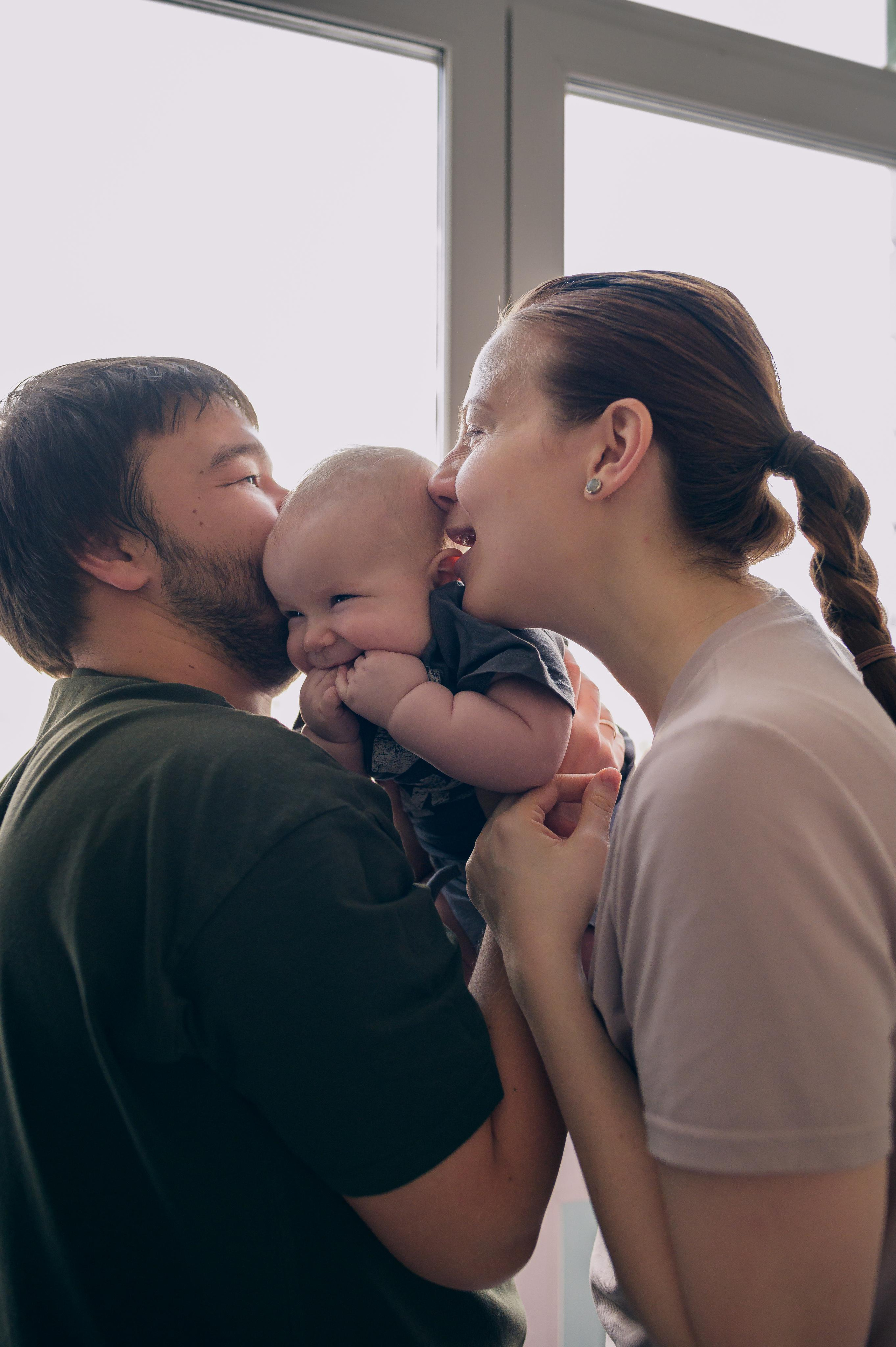 Домашние фото в сталинке с горчицей. Семейный фотограф. Lifestyle. Москва. Анастасия Михайлова