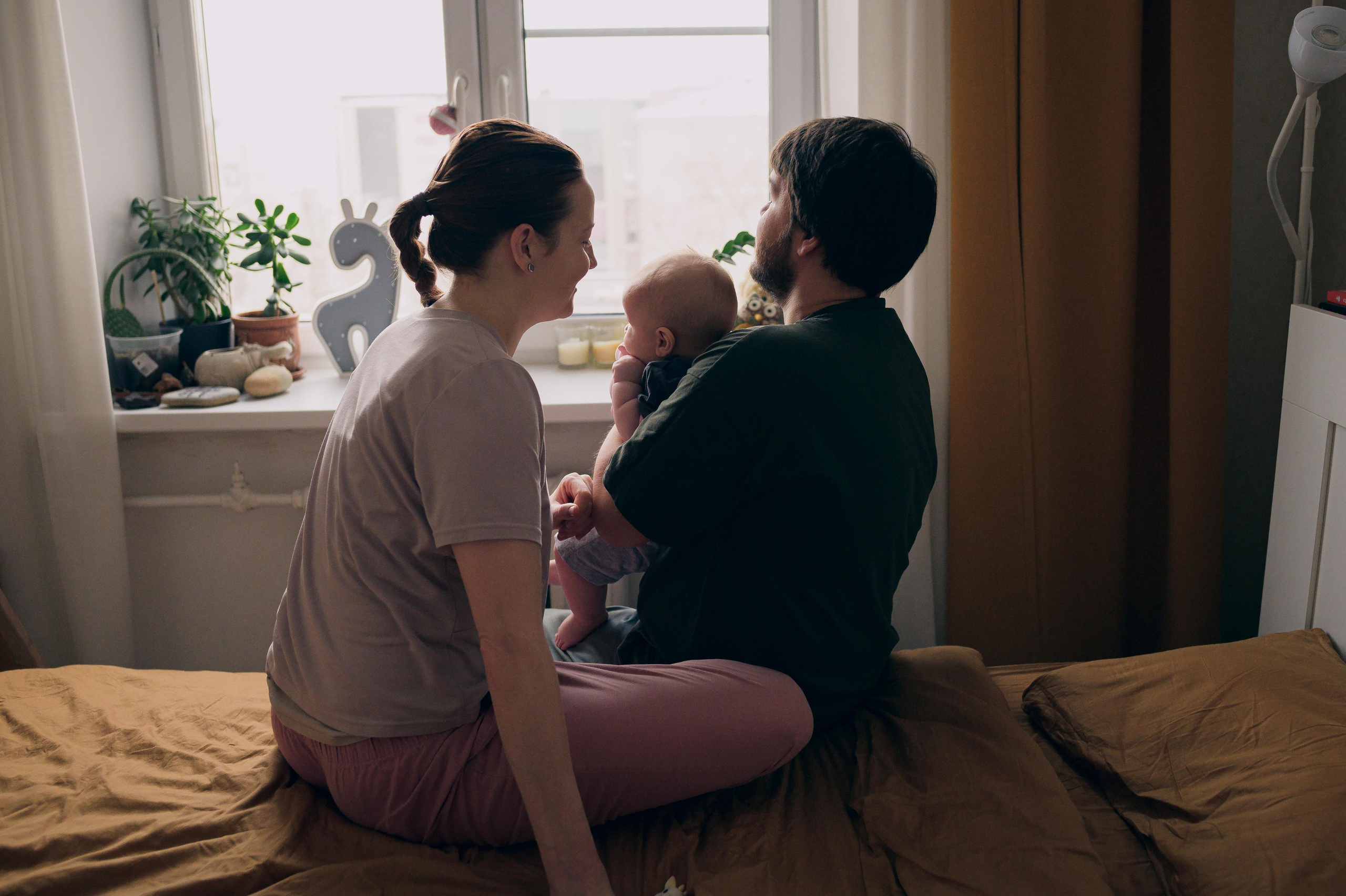 Домашние фото в сталинке с горчицей. Семейный фотограф. Lifestyle. Москва. Анастасия Михайлова