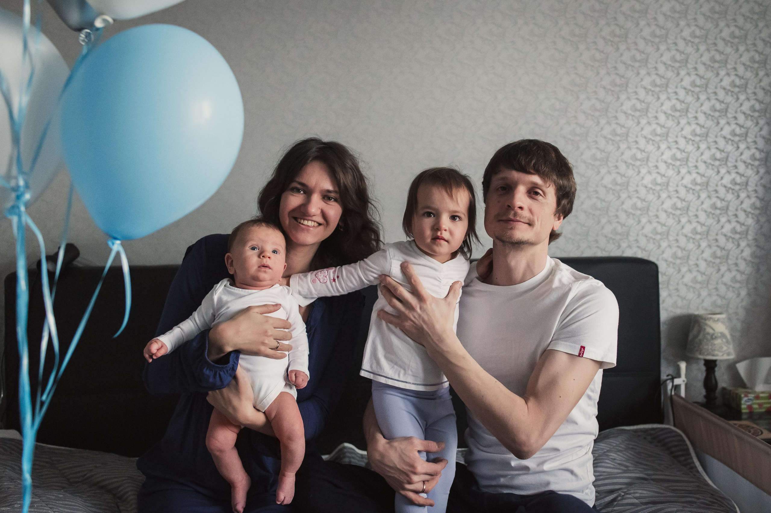 Домашние фото с месячным малышом и двухлеткой. Семейный фотограф. Lifestyle. Москва. Анастасия Михайлова