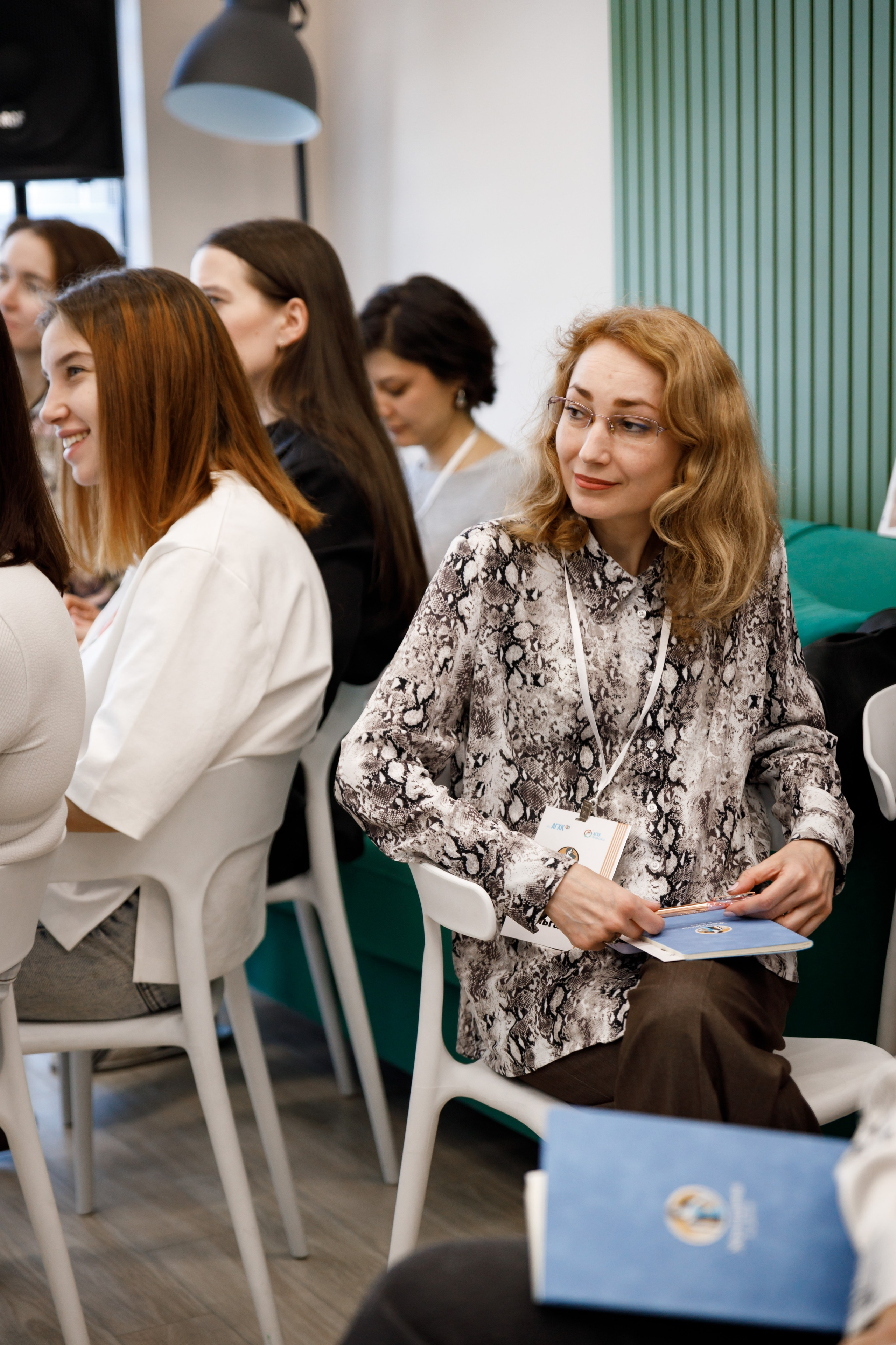 Образовательный проект АГХК «Женщины в деле» в г. Свободном. Фотограф Благовещенск