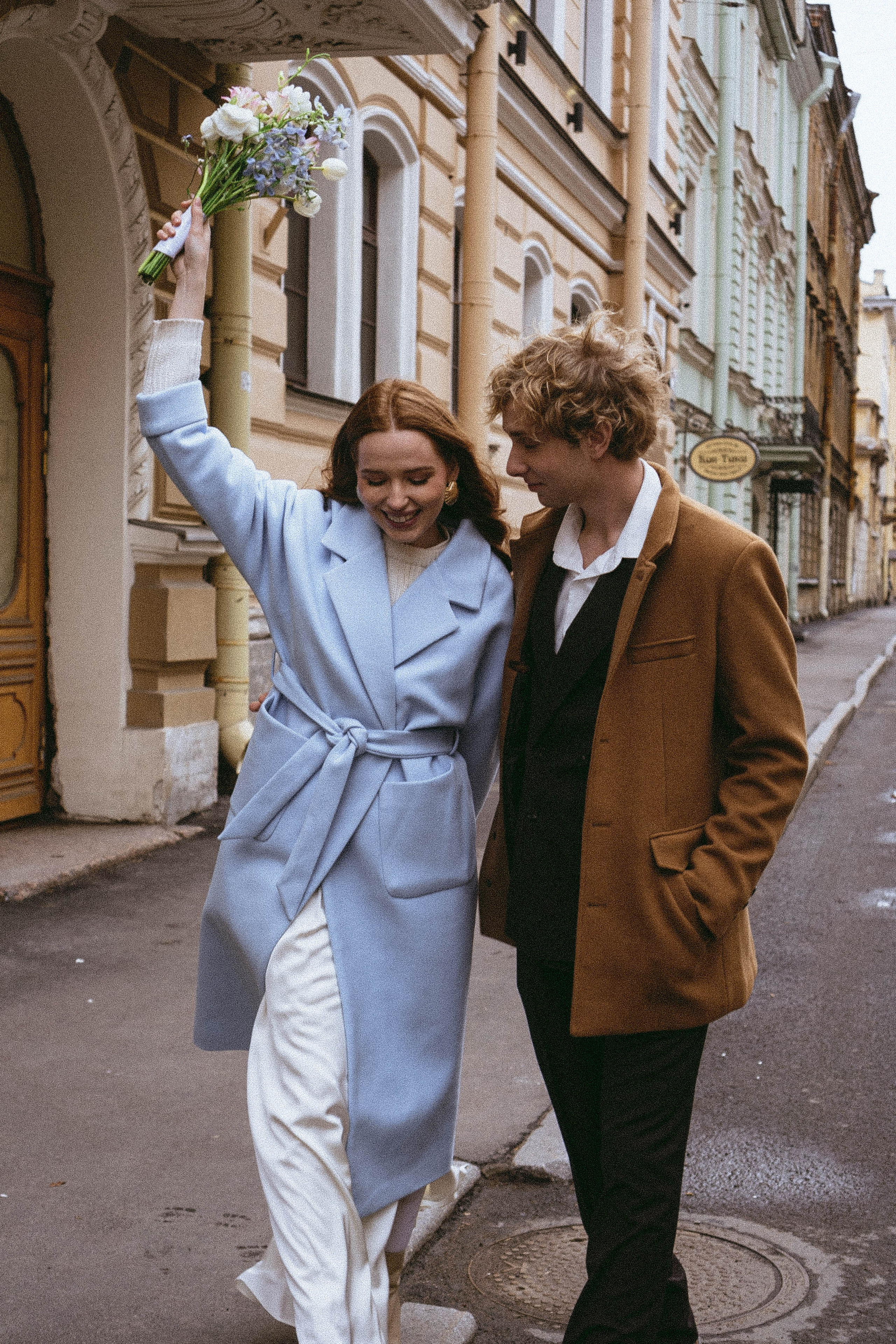 СВАДЕБНАЯ ПРОГУЛКА ПО ПЕТРОГРАДКЕ ВЕСНОЙ (ФОТОСЕССИИЯ ПАРЫ СВАДЕБНАЯ). Профессиональный фотограф, Санкт-Петербург — Виктория Богомолова