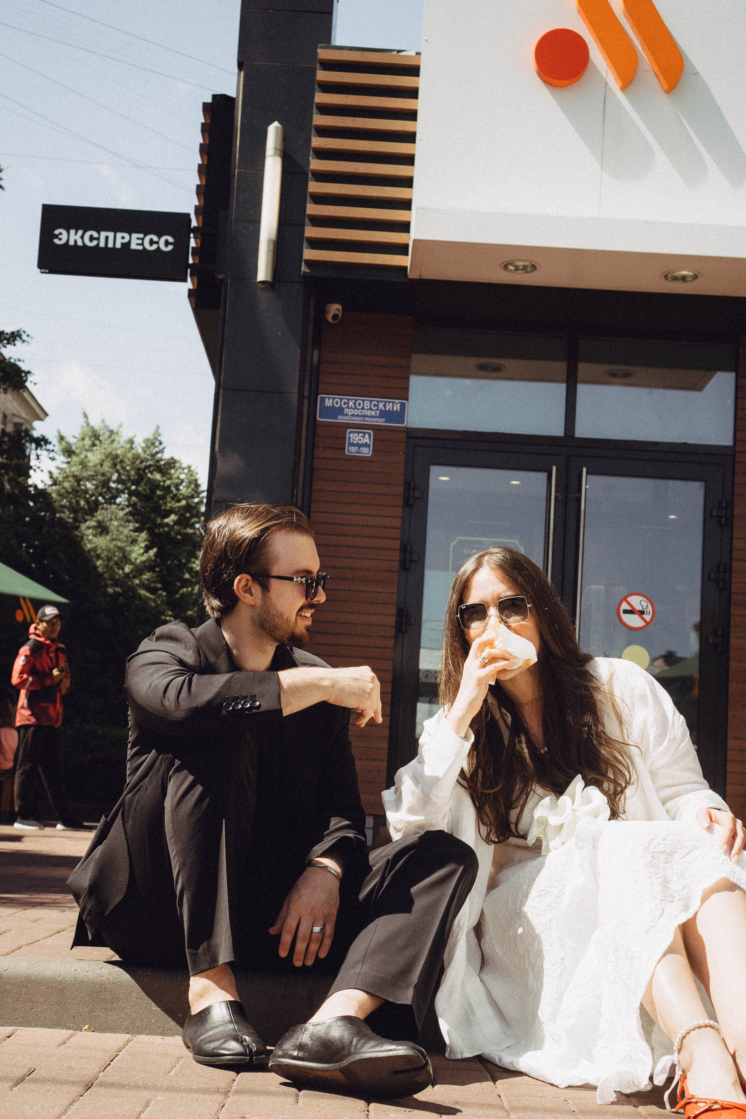 СВАДЕБНАЯ СЬЕМКА В ПАРКЕ ПОБЕДЫ И ПРОГУЛКА ПО МОСКОВСКОМУ ПРОСПЕКТУ. Профессиональный фотограф, Санкт-Петербург — Виктория Богомолова