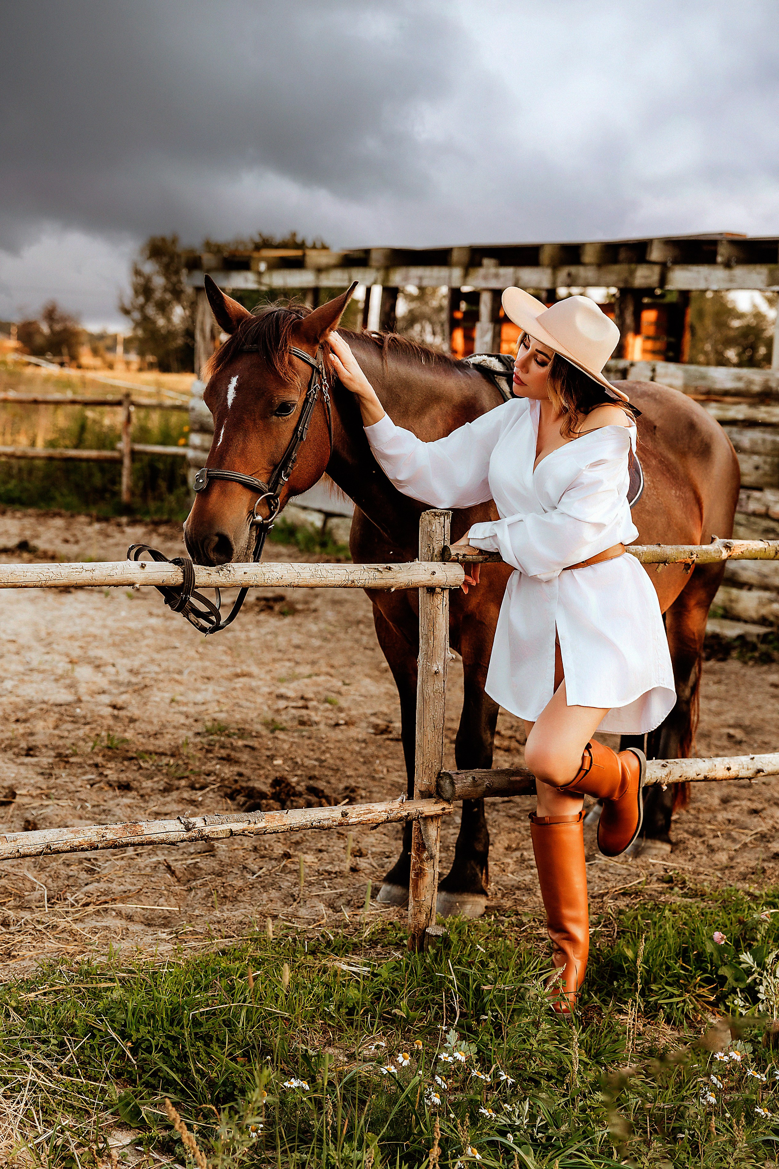 Ирина конюшня Лошадкино. Фотограф в Калининграде свадебная фотография, репортажная, фотосессии